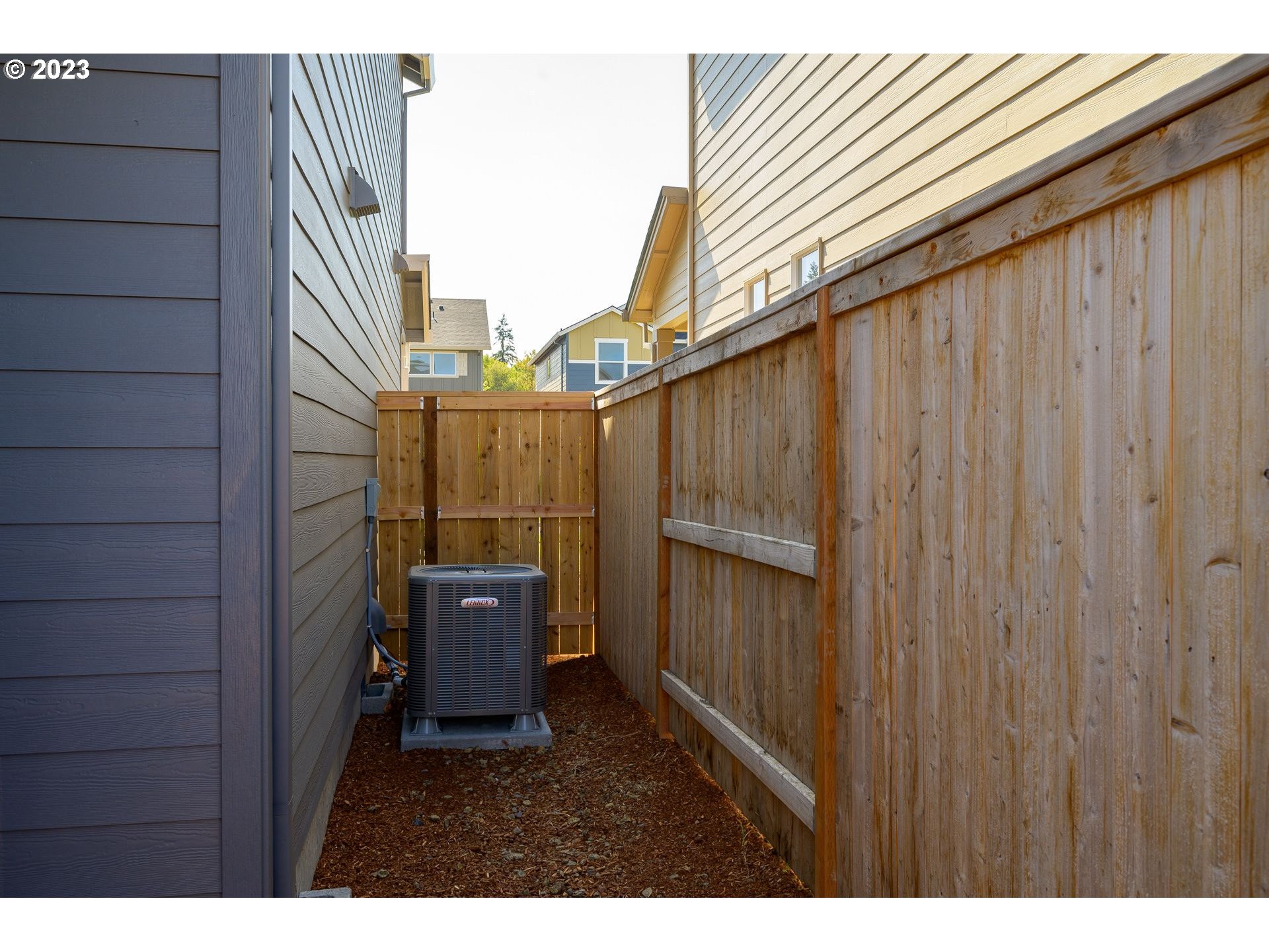 property viewer photo 40
