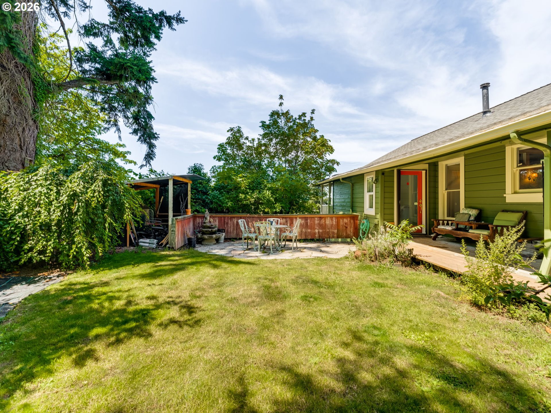 main property photo 29