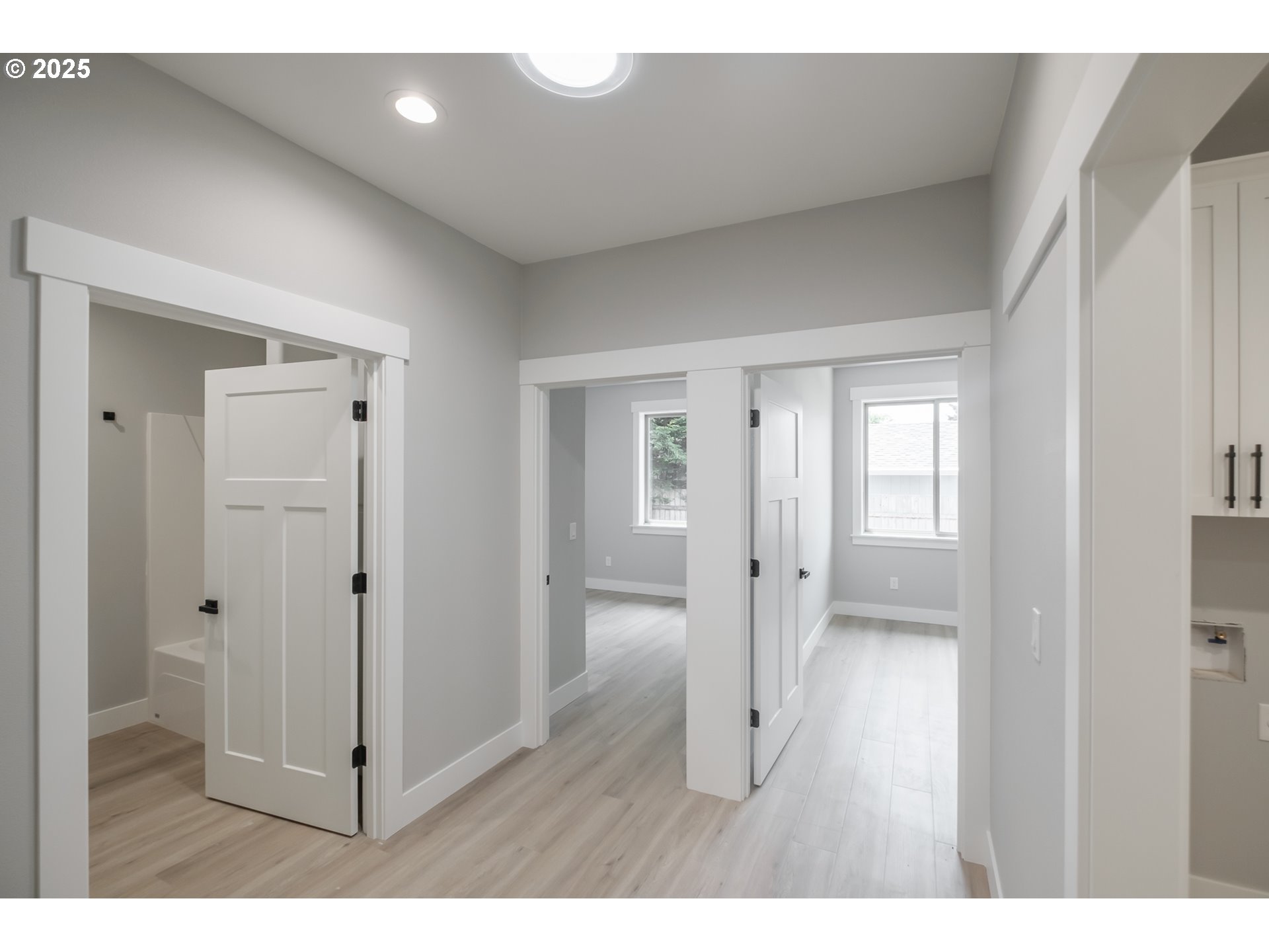 property viewer photo 23