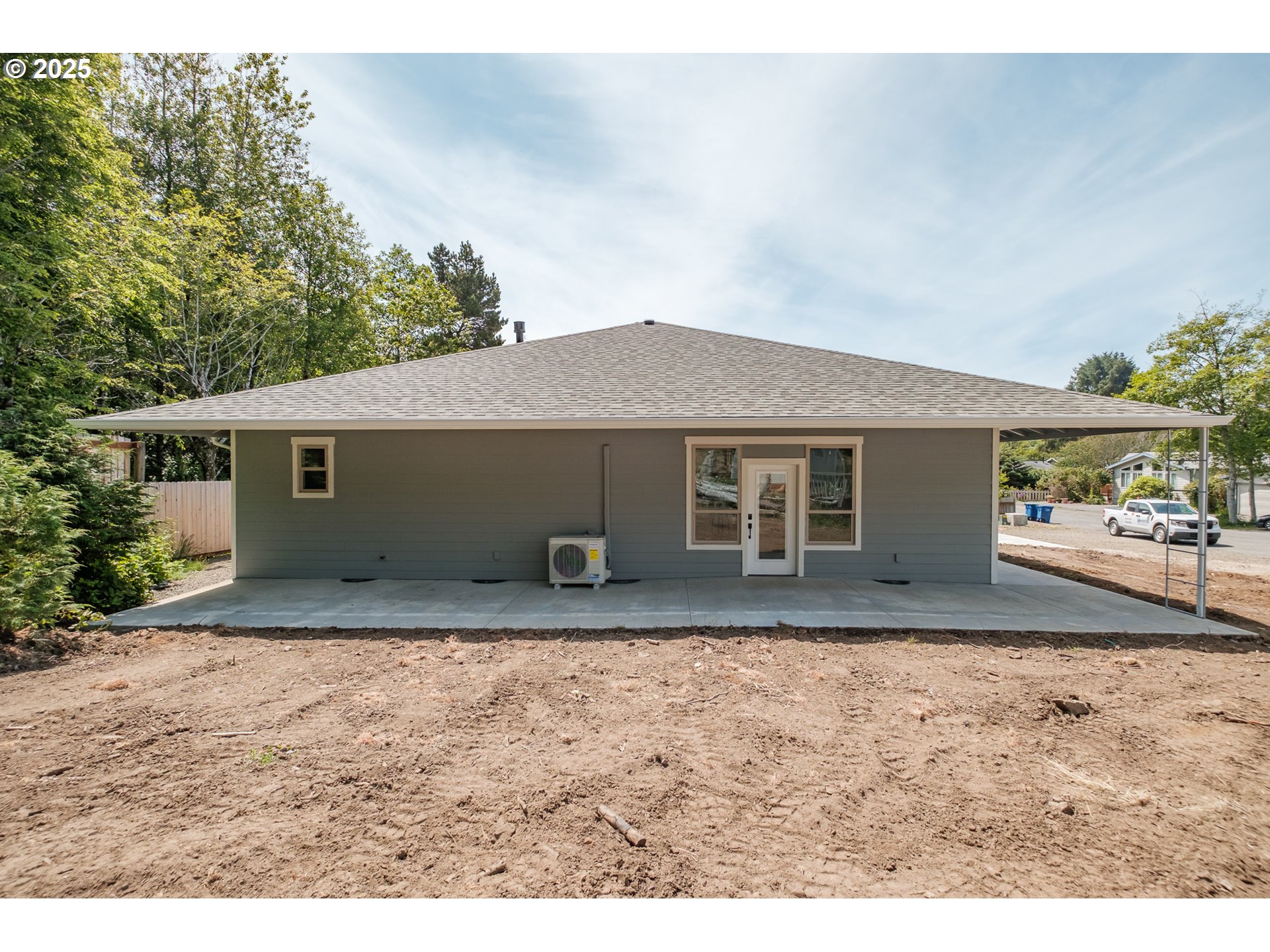 property viewer photo 35