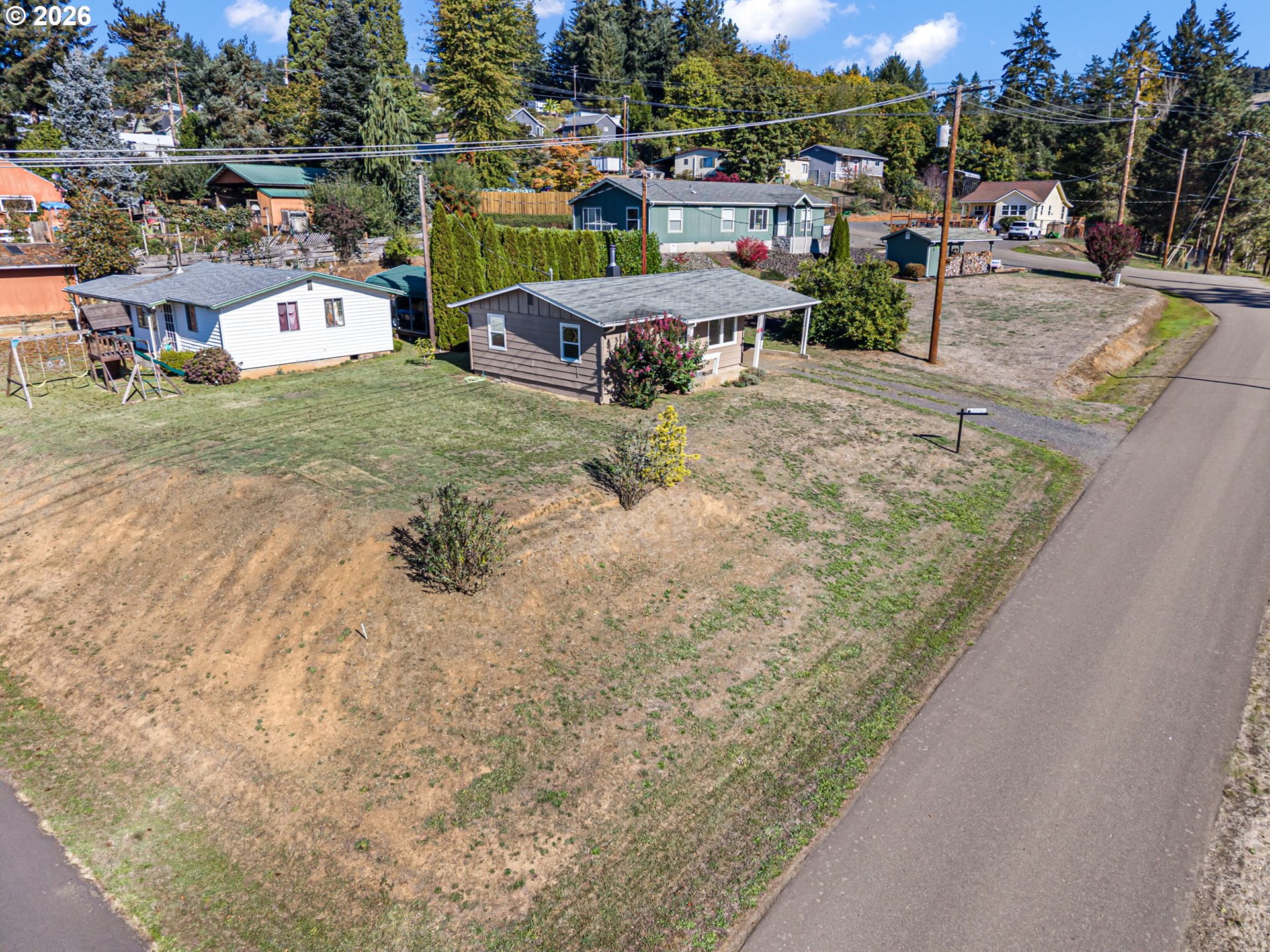 main property photo 38