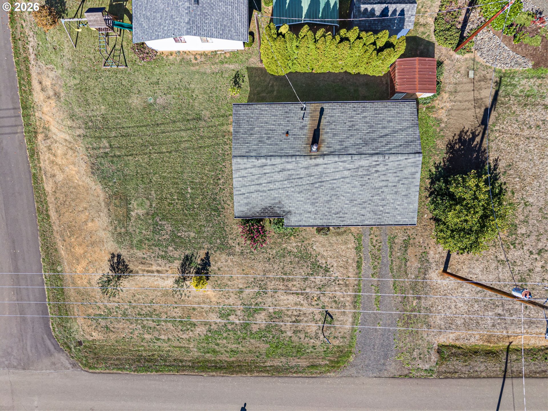 main property photo 40