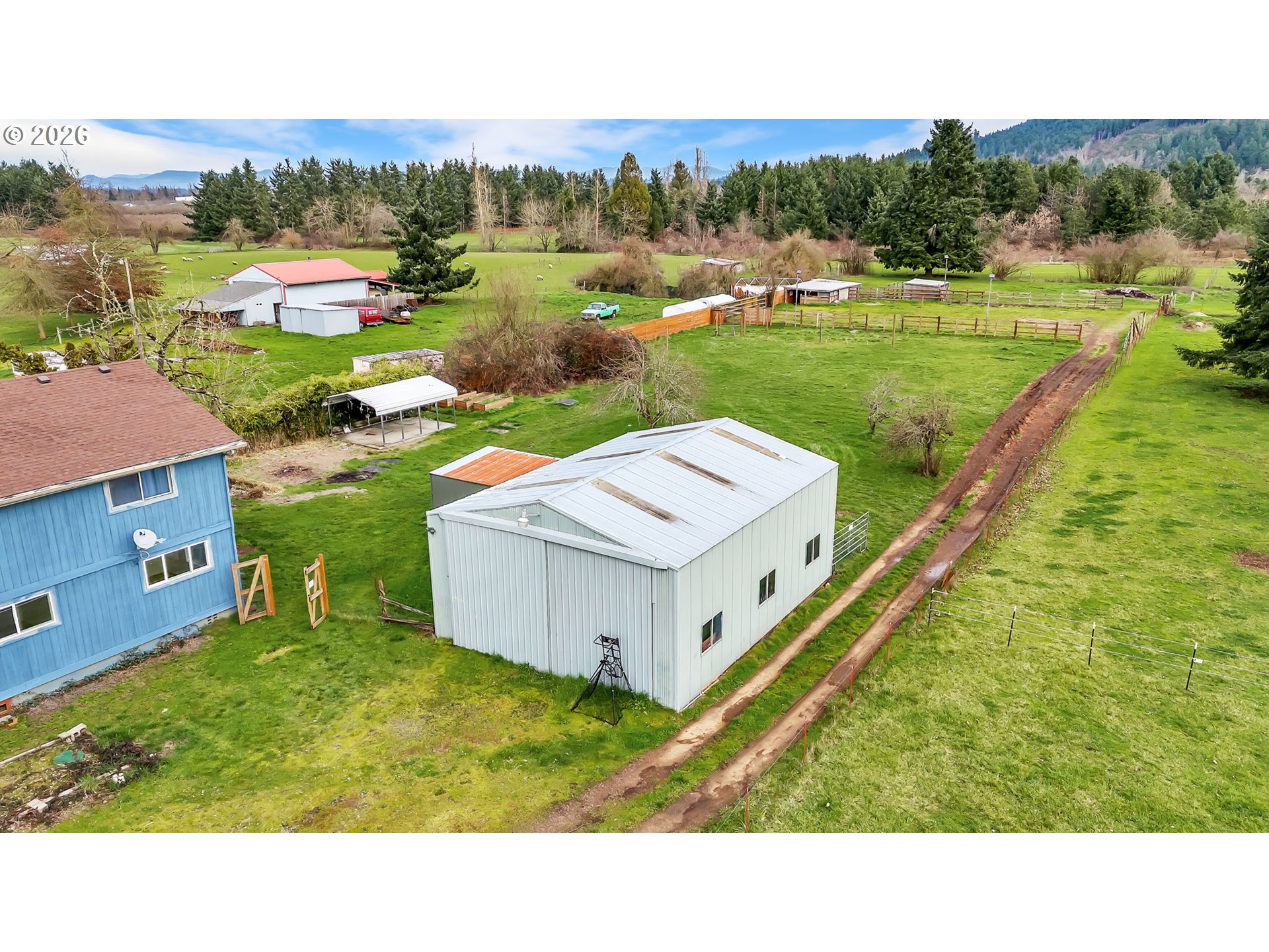 main property photo 44