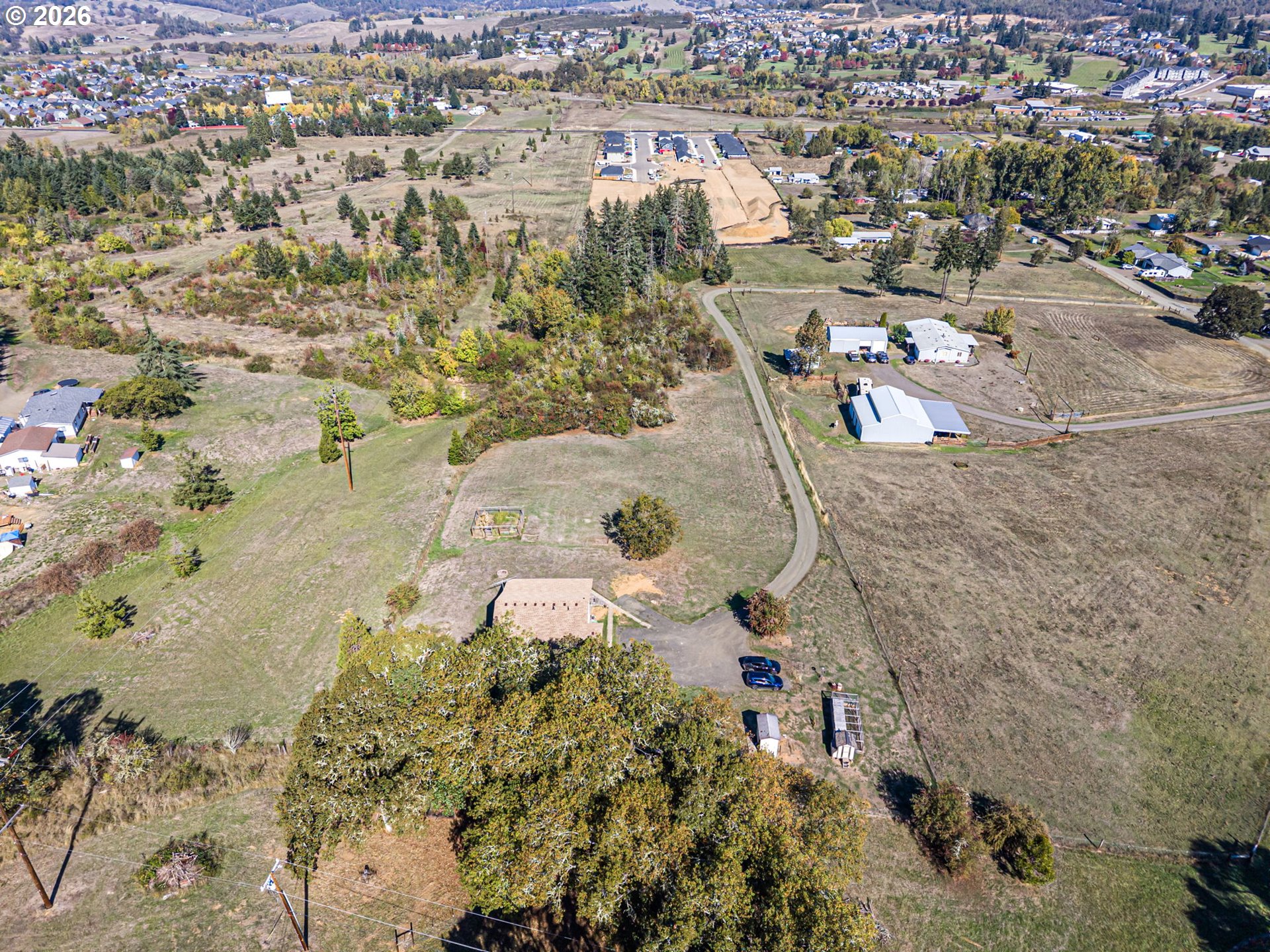 main property photo 45