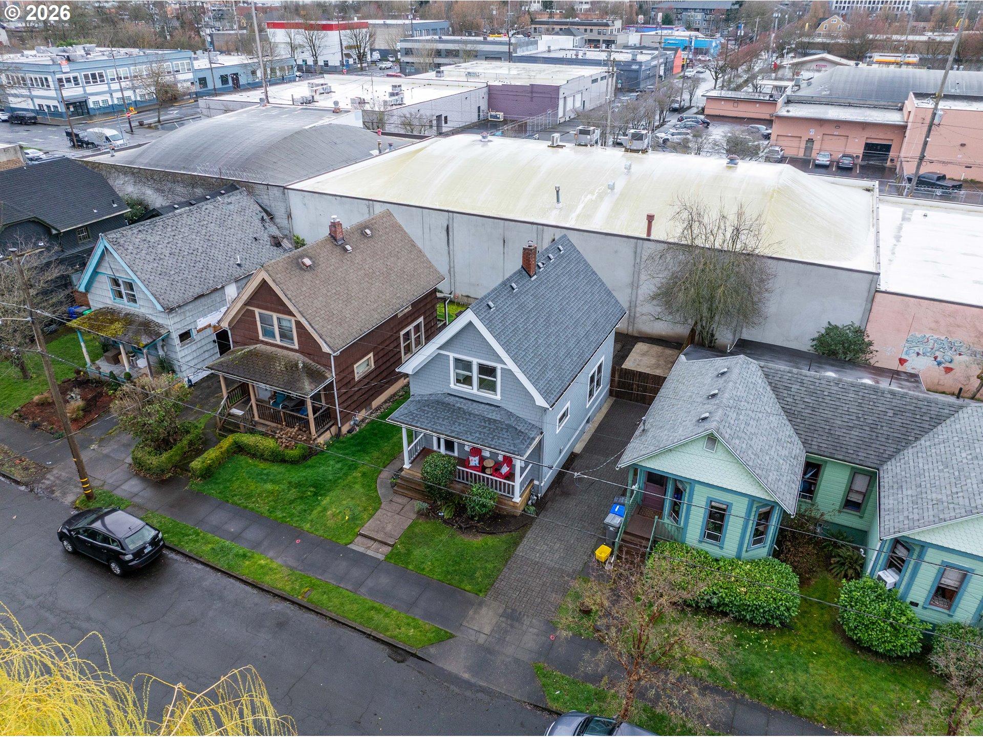 main property photo 33