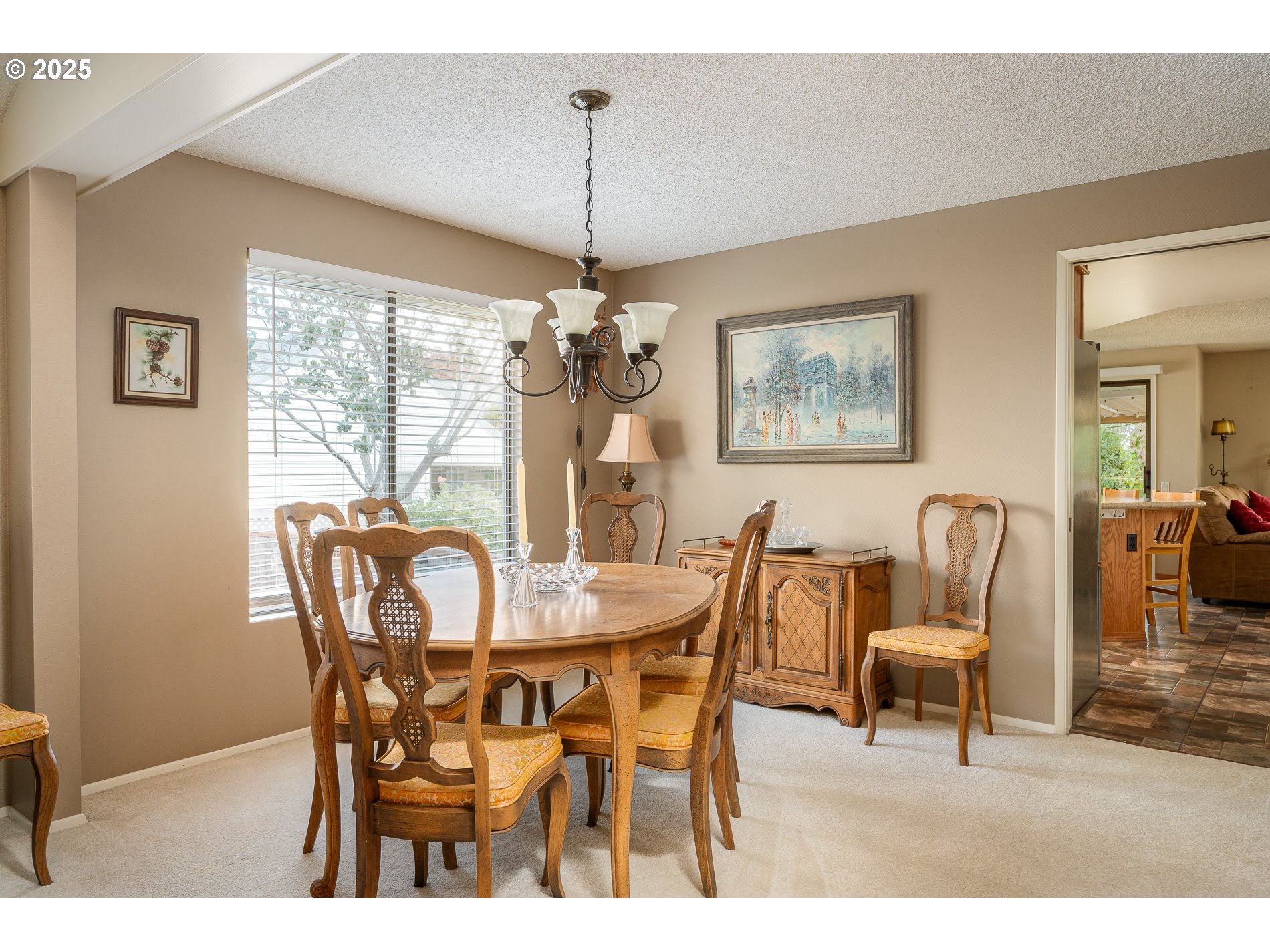 property viewer photo 13