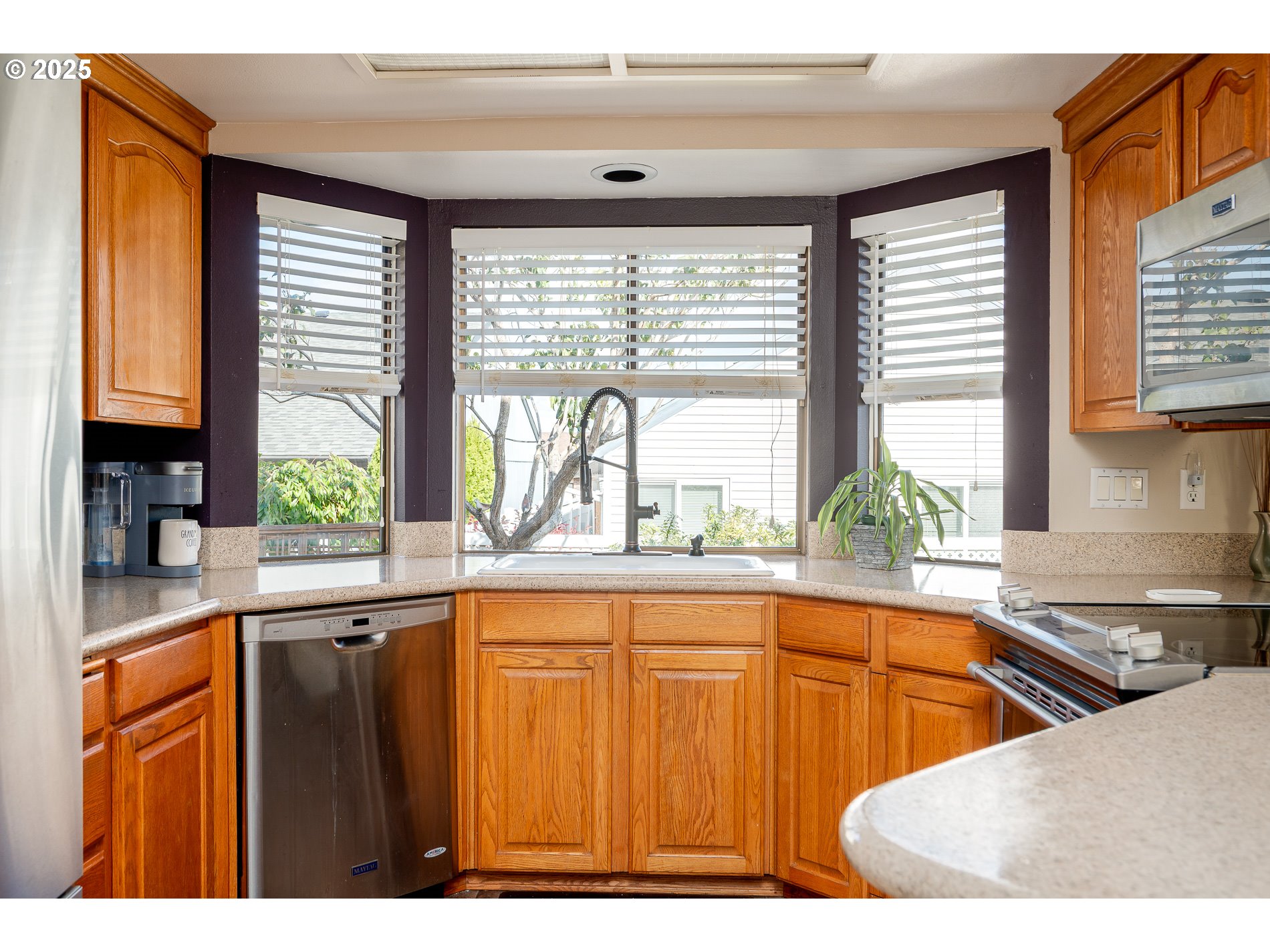 property viewer photo 16