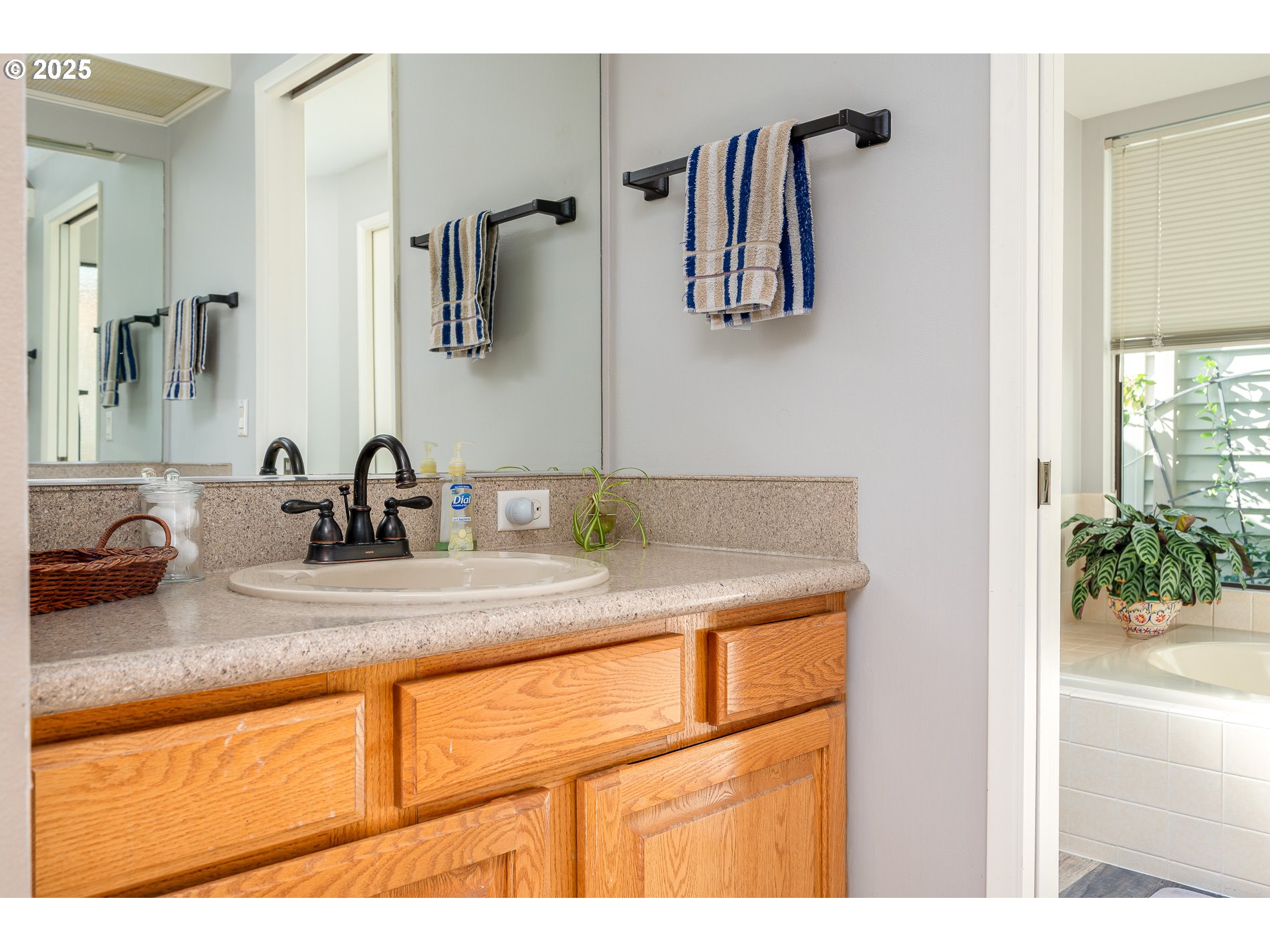 property viewer photo 30