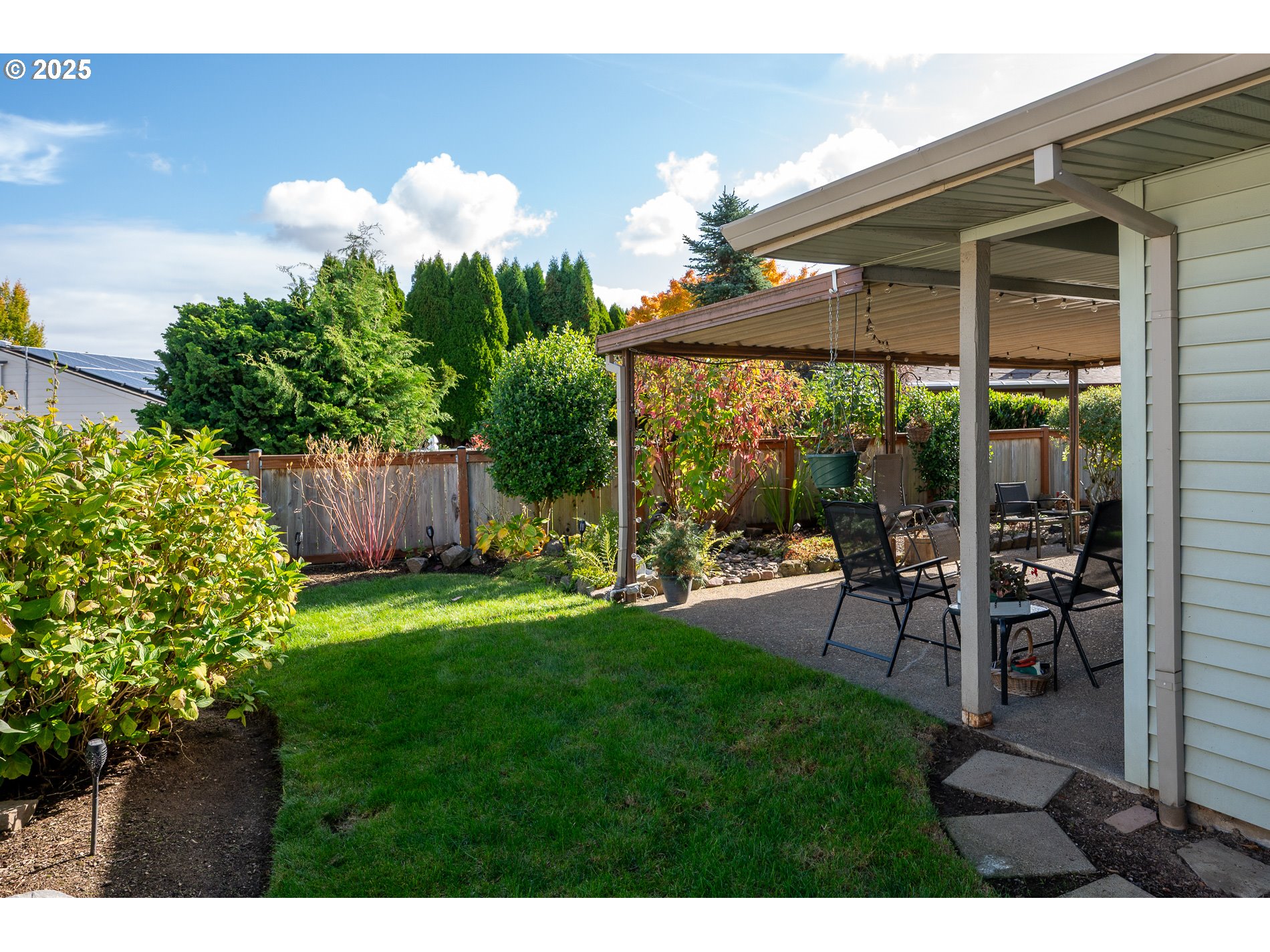 property viewer photo 36