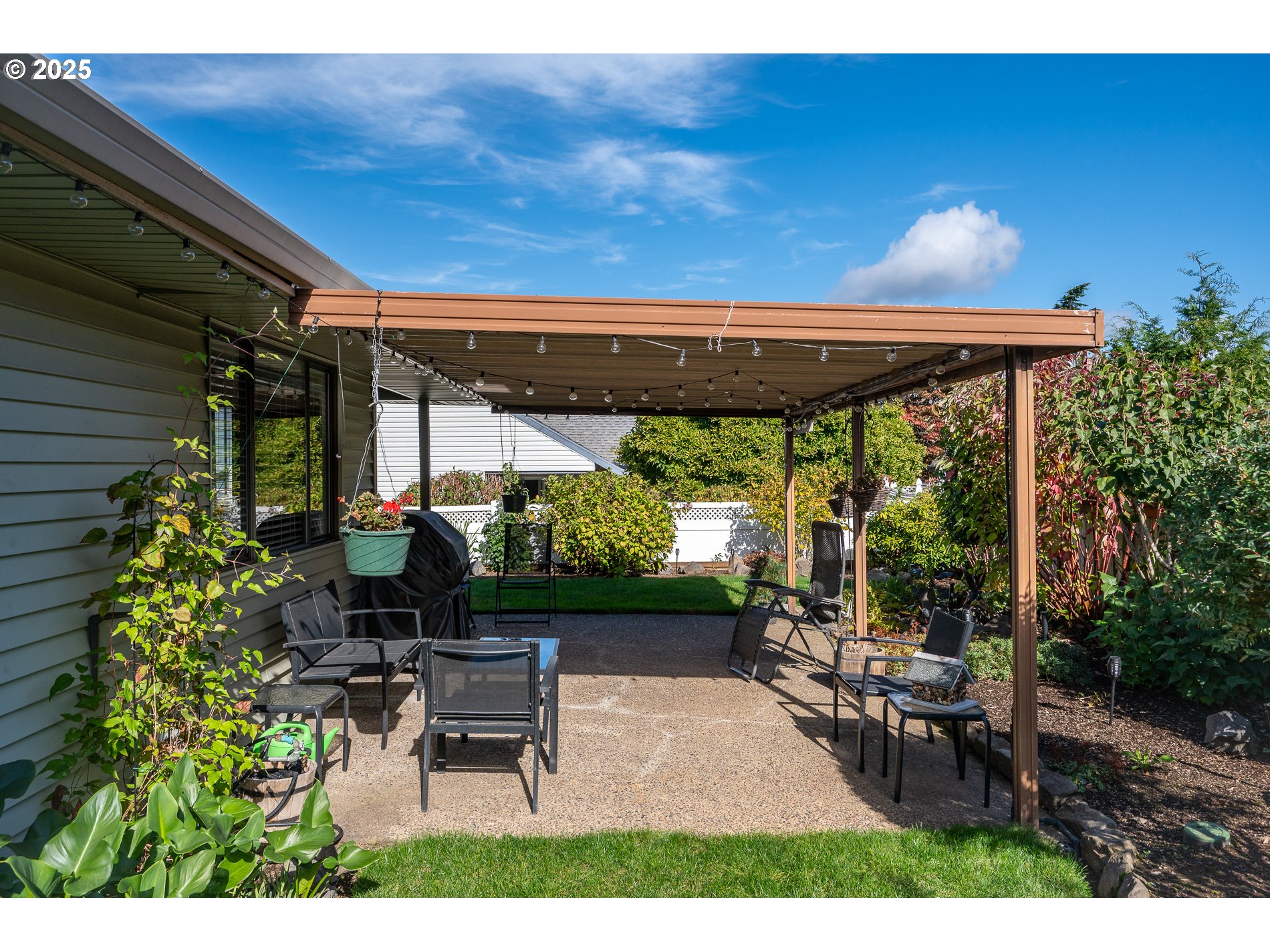 property viewer photo 42