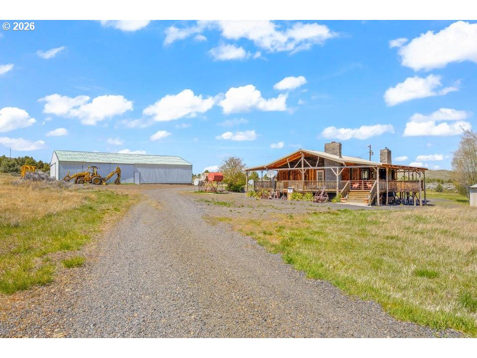 main property photo 34