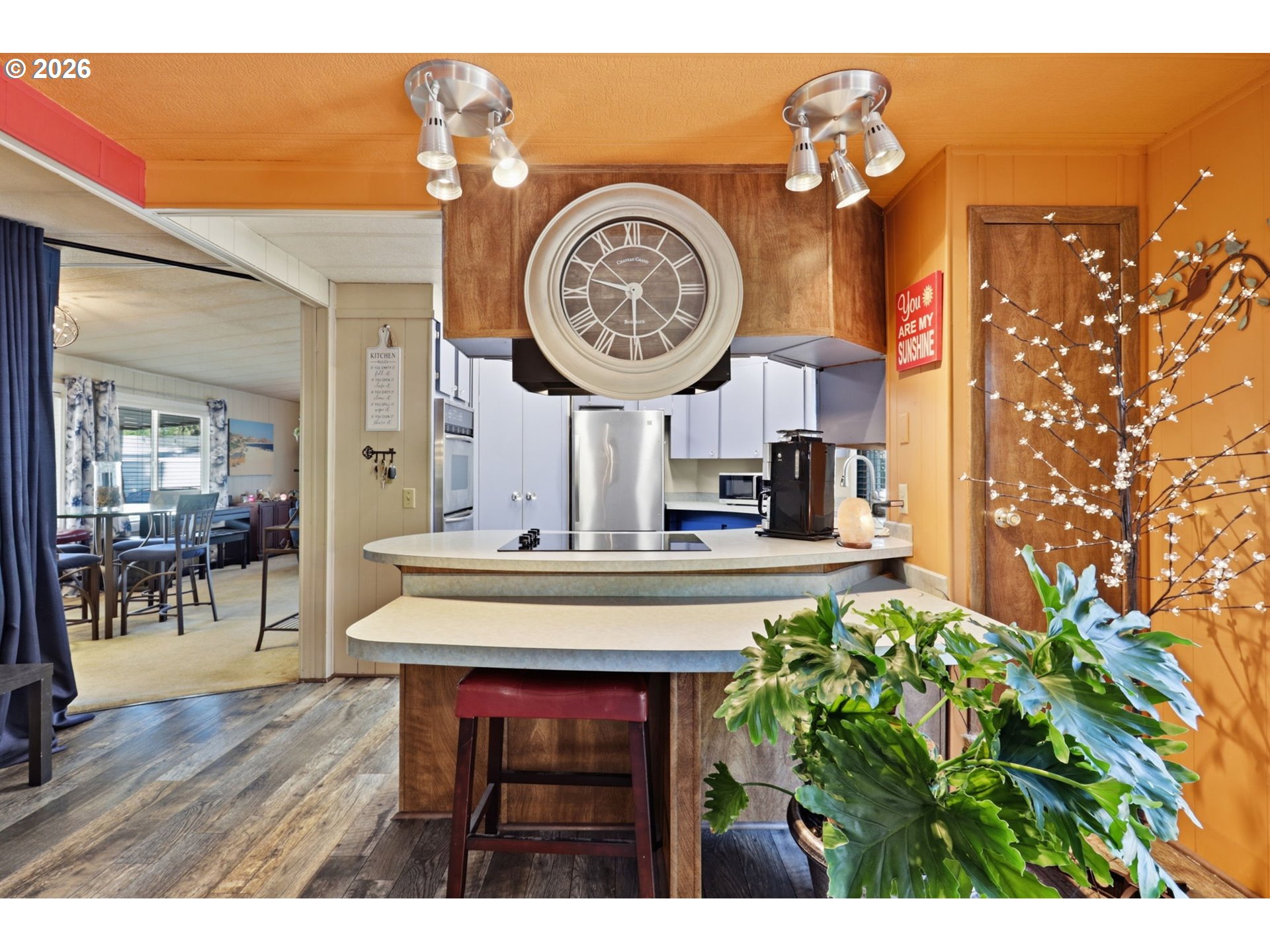 main property photo 14