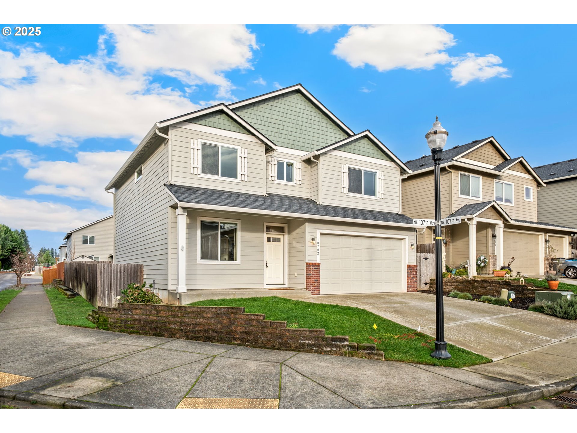 property viewer photo 1