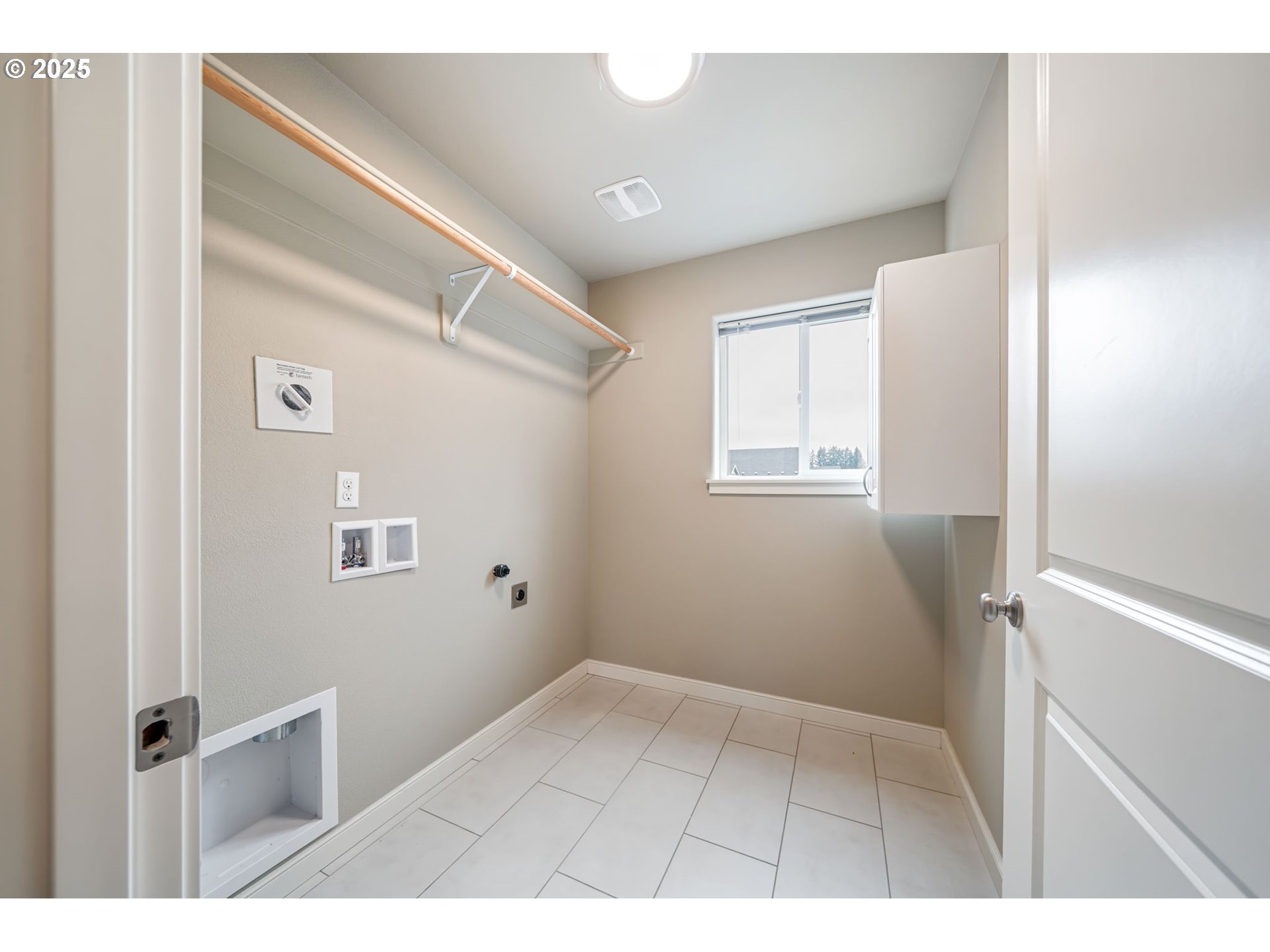 property viewer photo 34