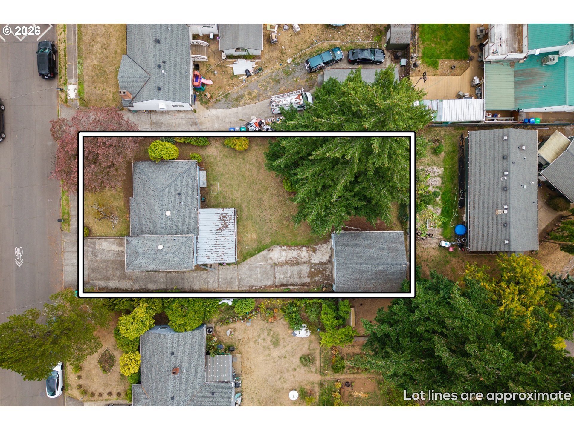 main property photo 32