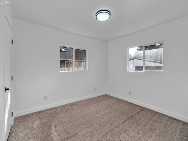 property viewer photo 12