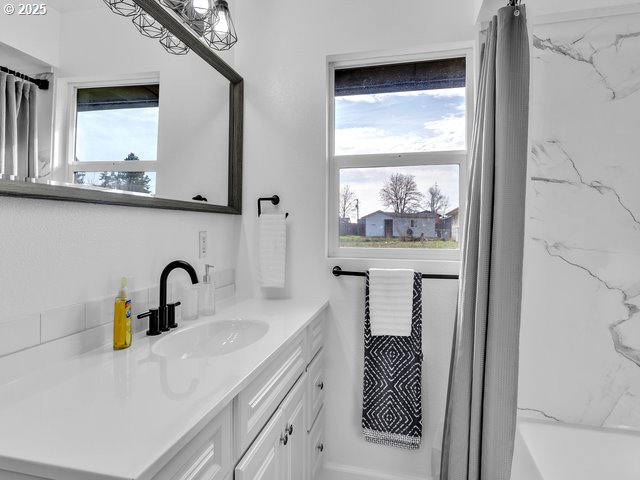 property viewer photo 15