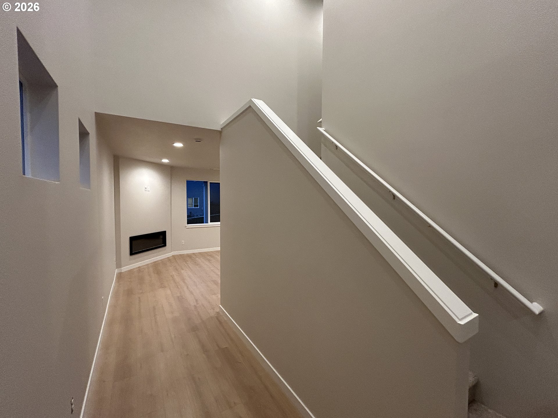 property viewer photo 1