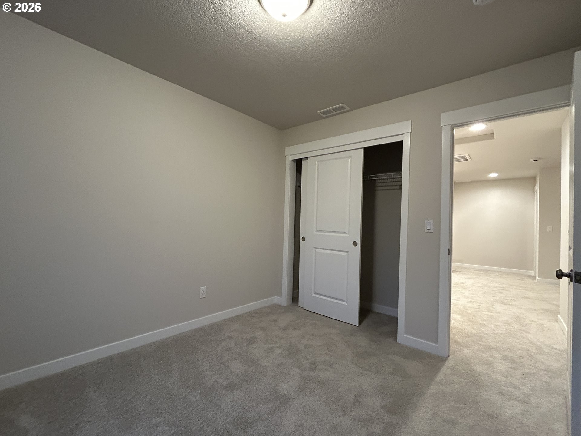property viewer photo 11