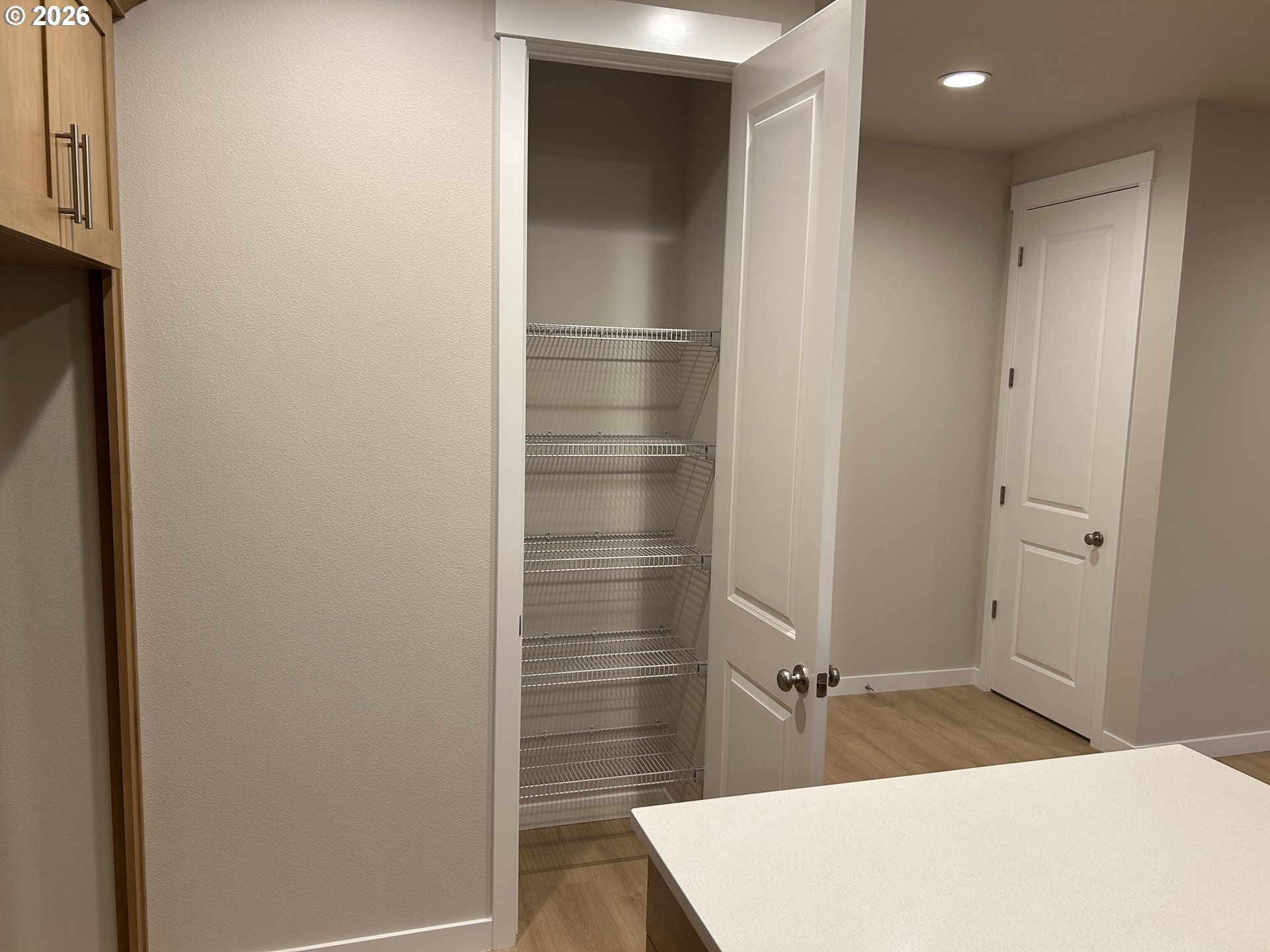 property viewer photo 3