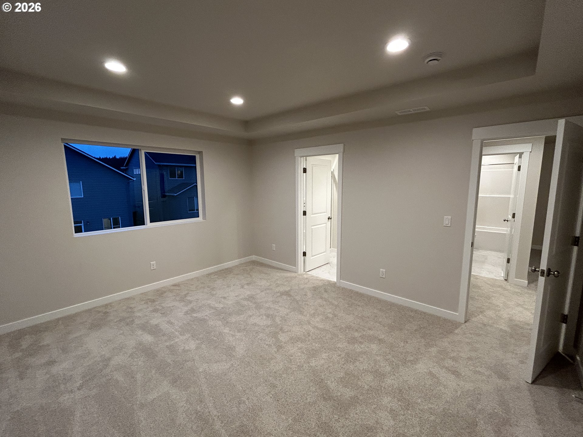 property viewer photo 5