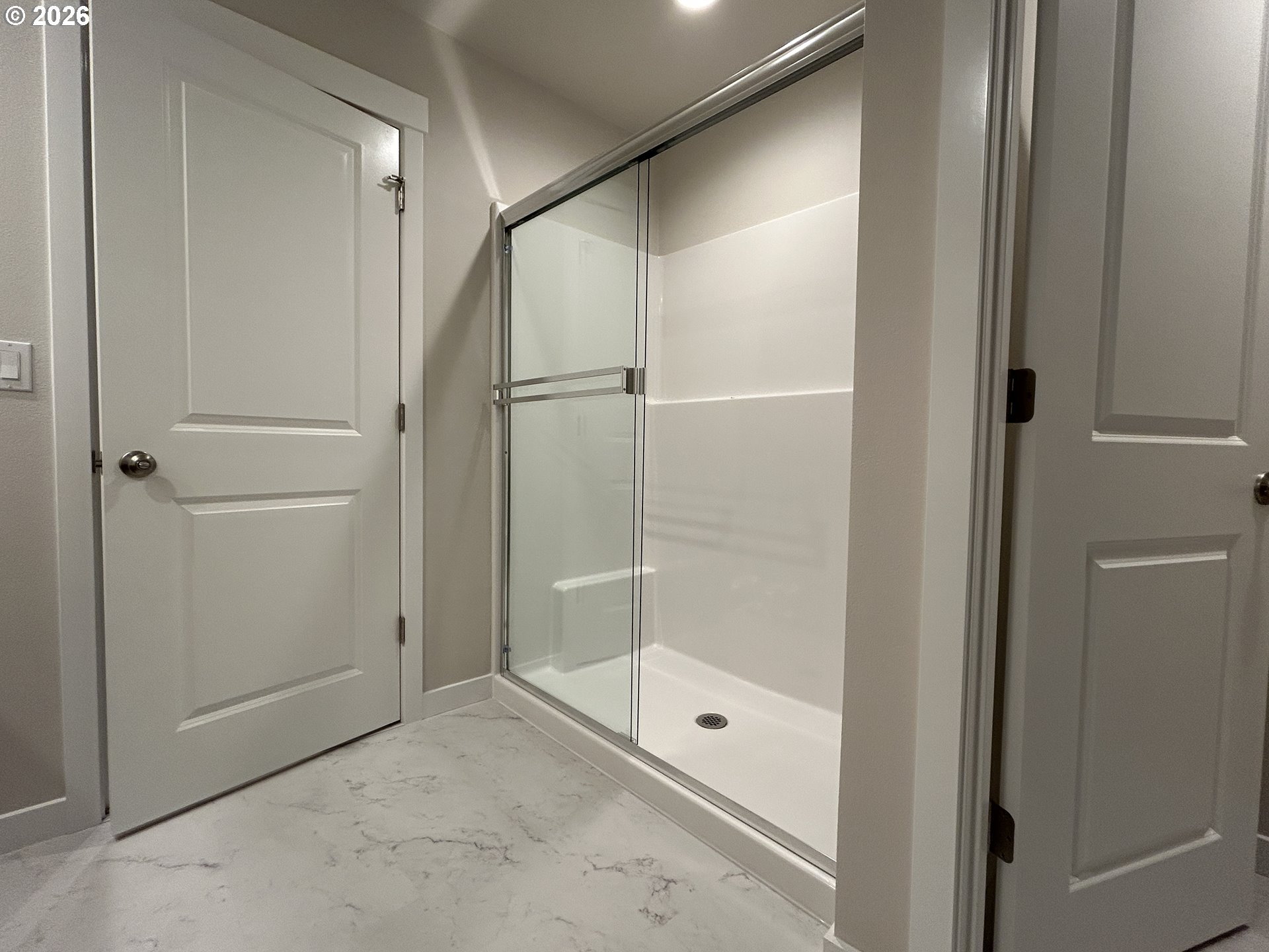 property viewer photo 7