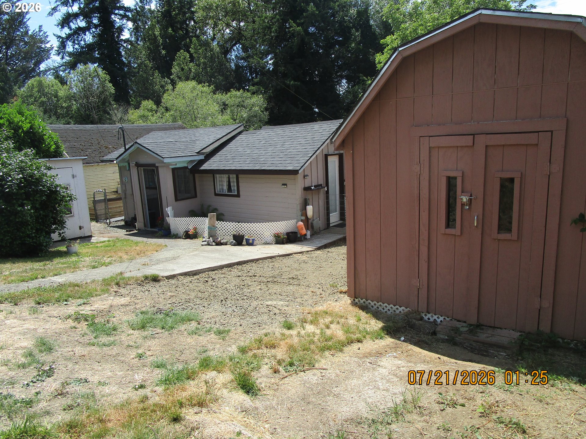 main property photo 22