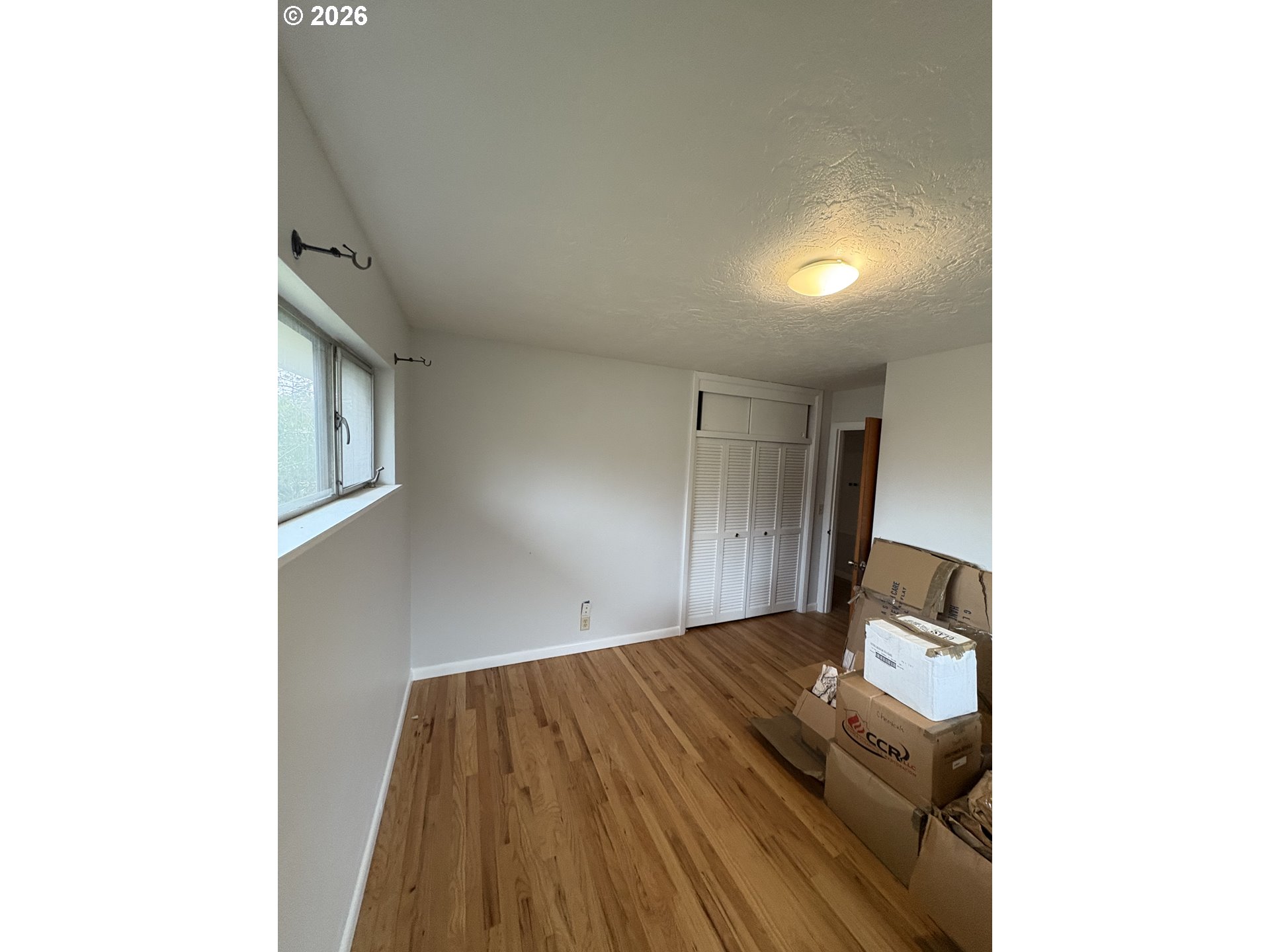 property viewer photo 1