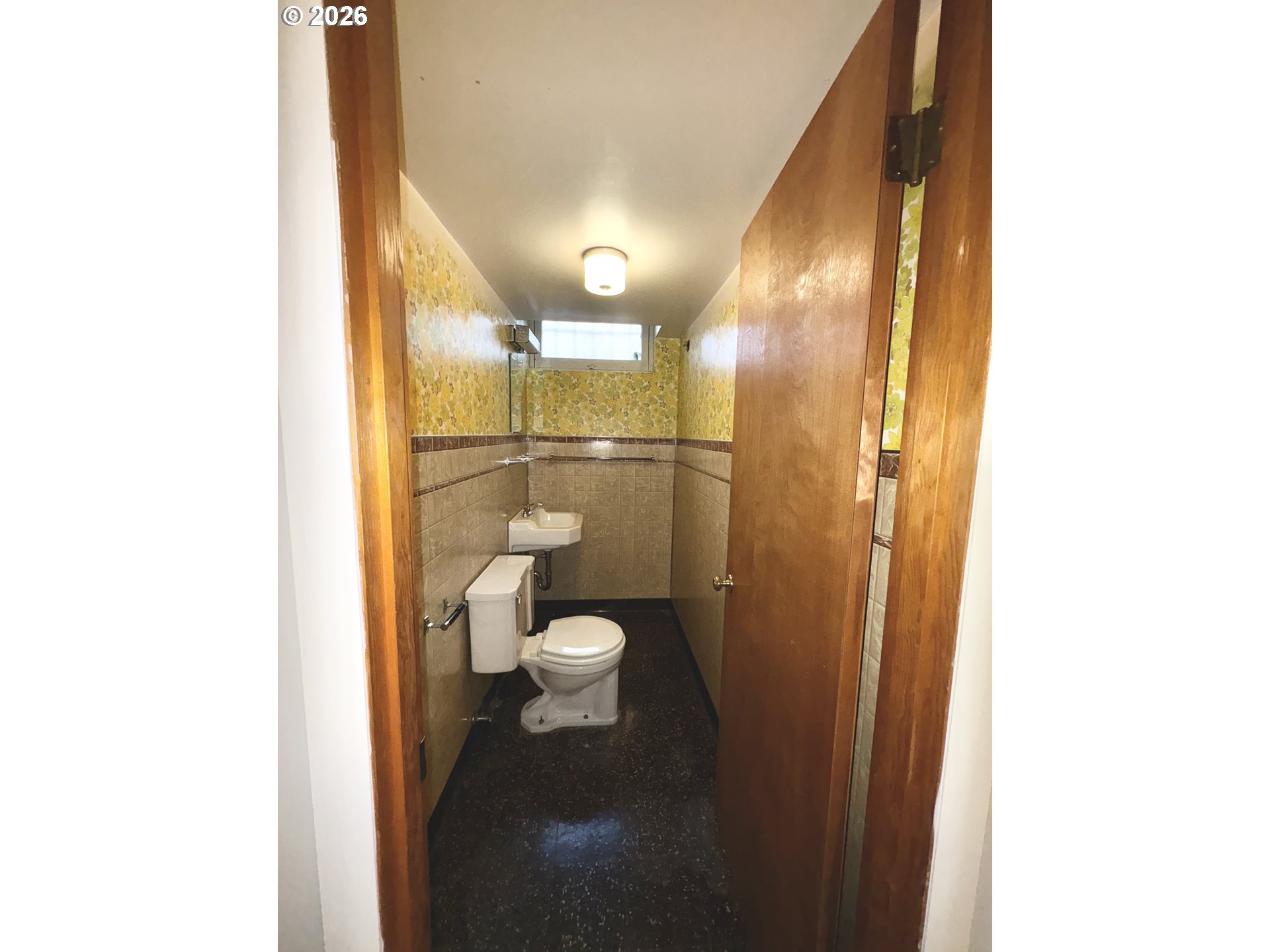 property viewer photo 9