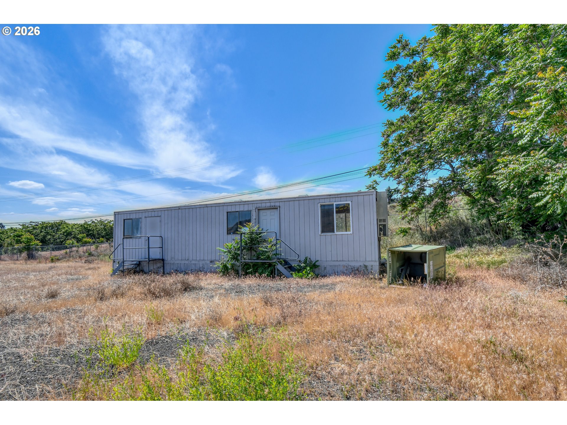 main property photo 10