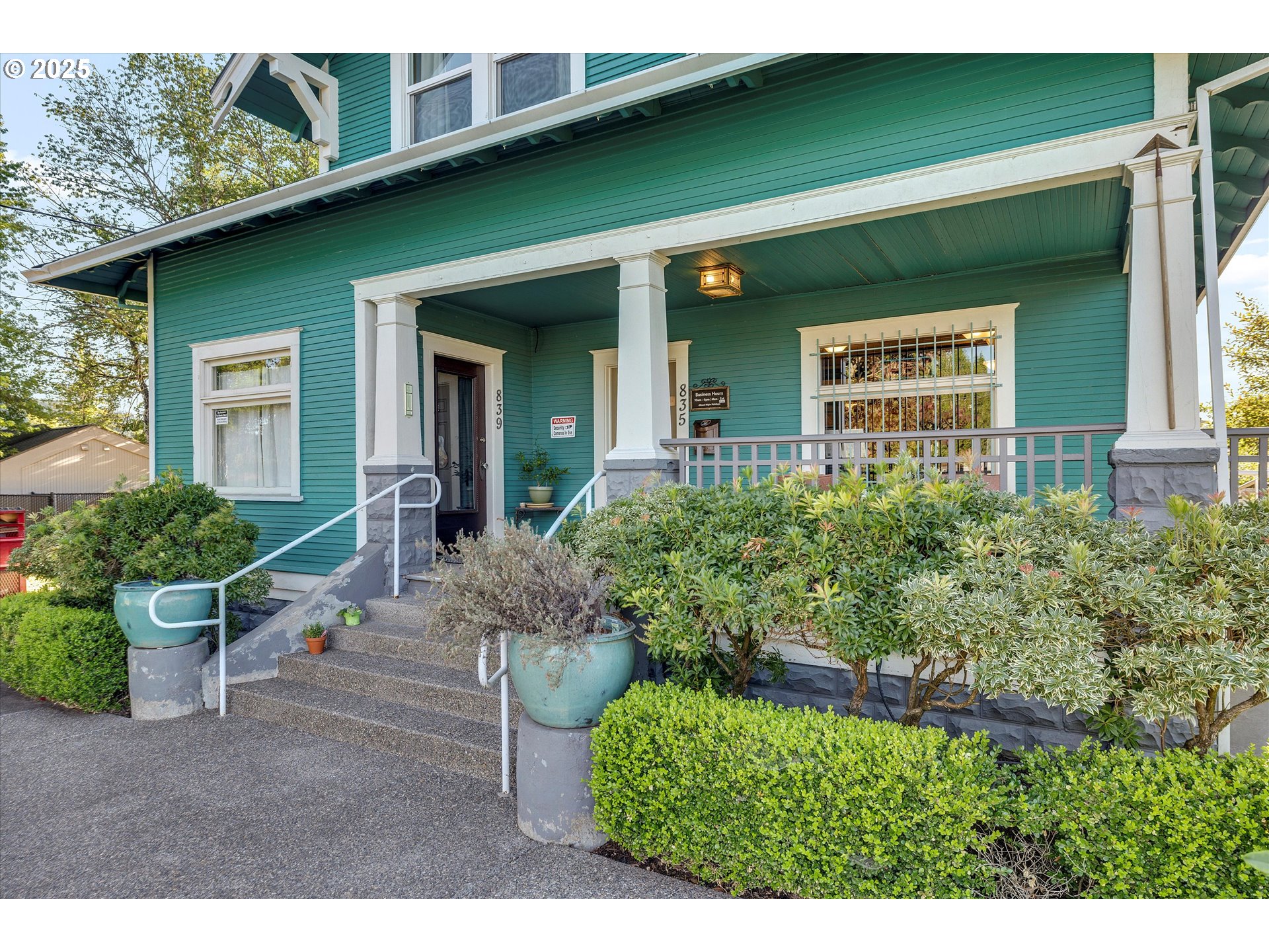 main property photo 35