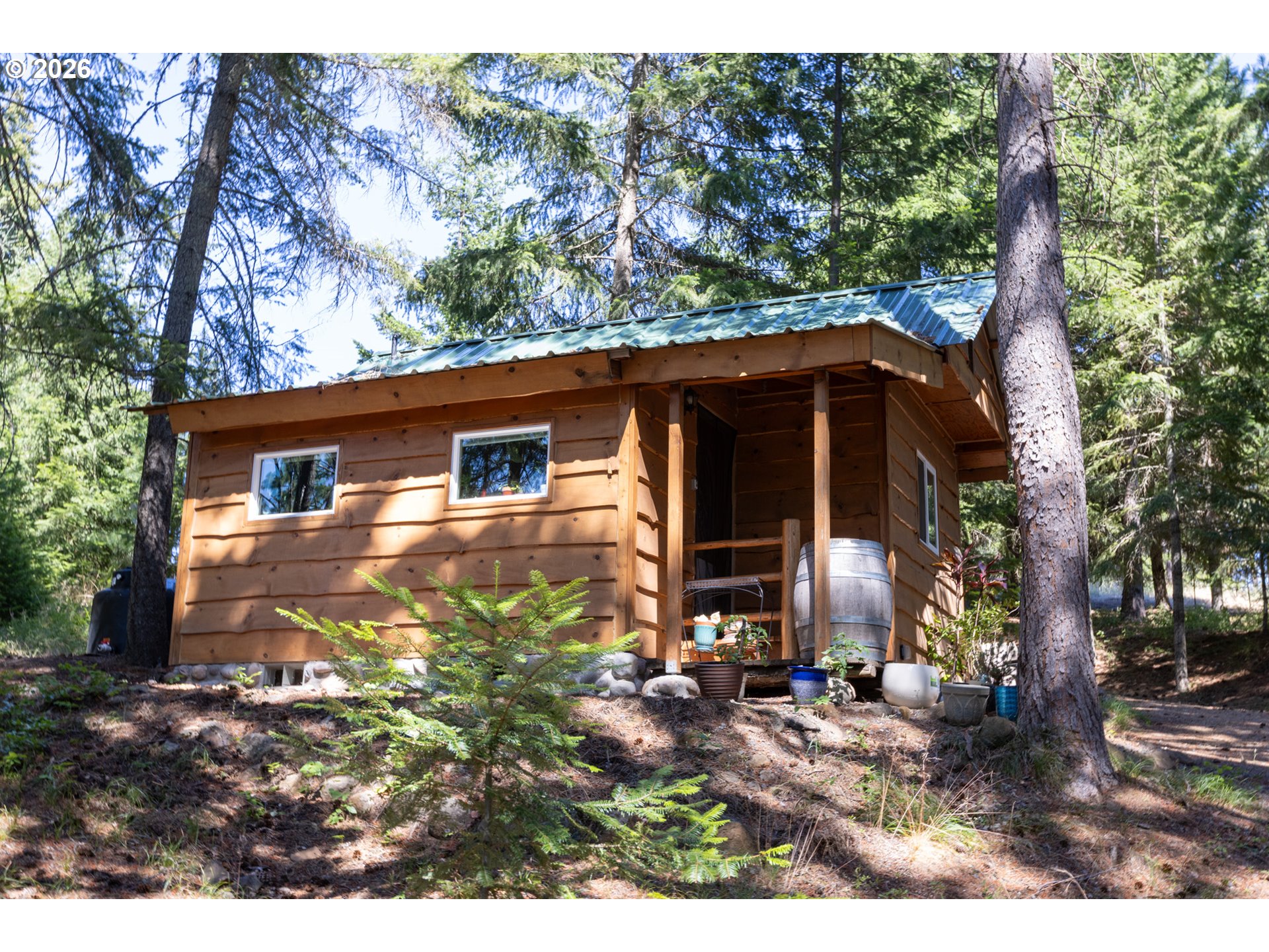 main property photo 38