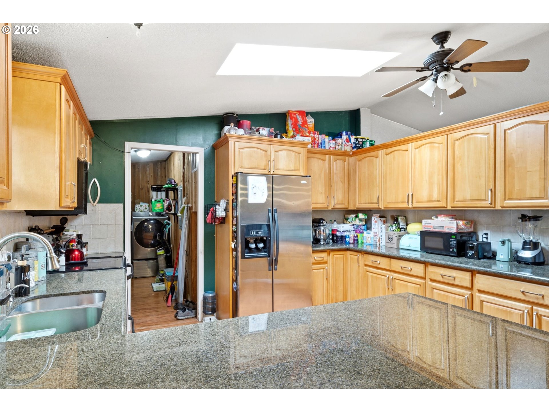 main property photo 9