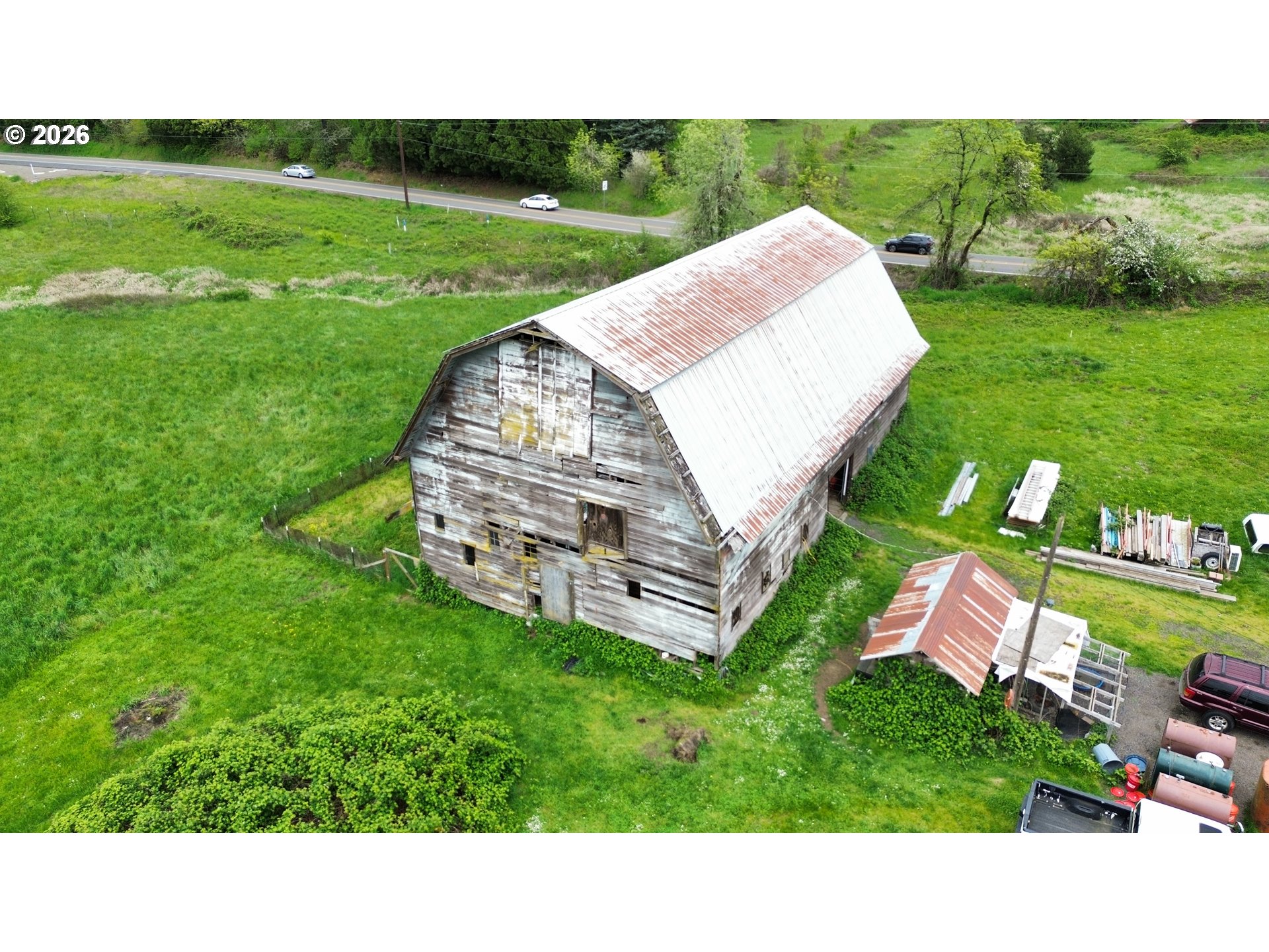 main property photo 6
