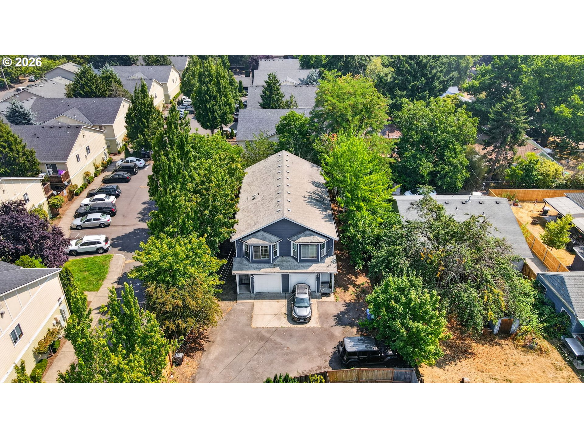 main property photo 20