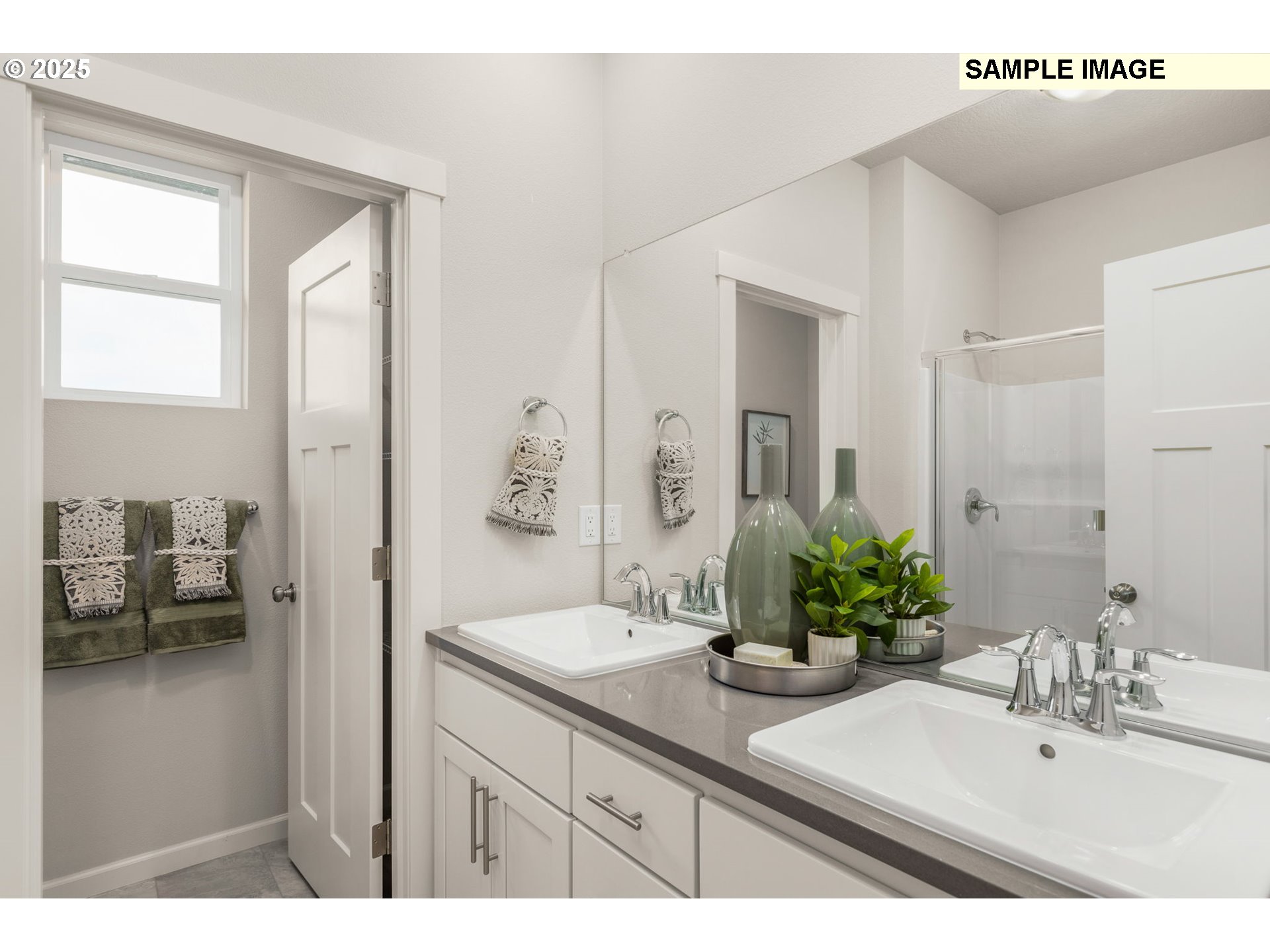 property viewer photo 14