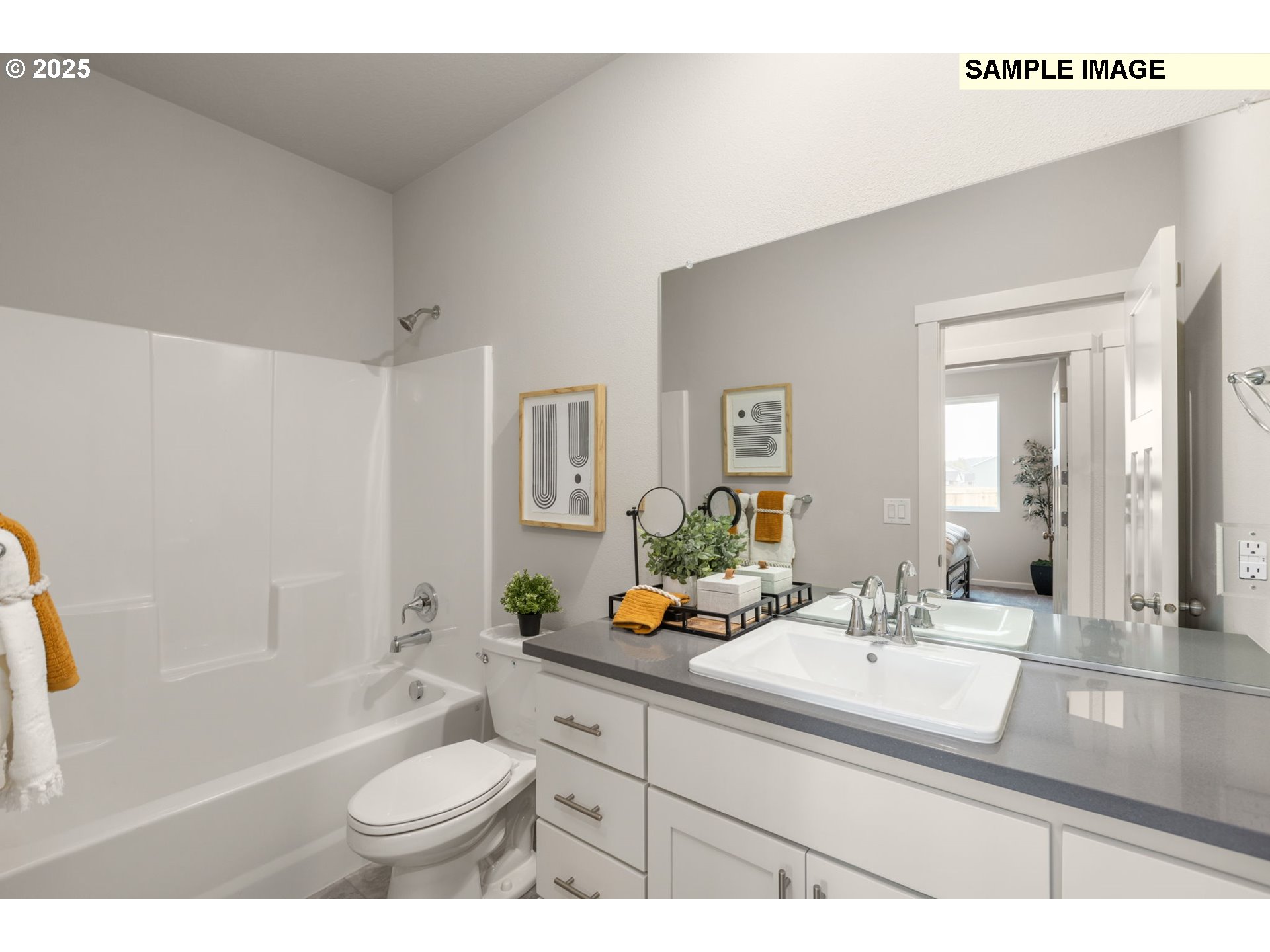 property viewer photo 20