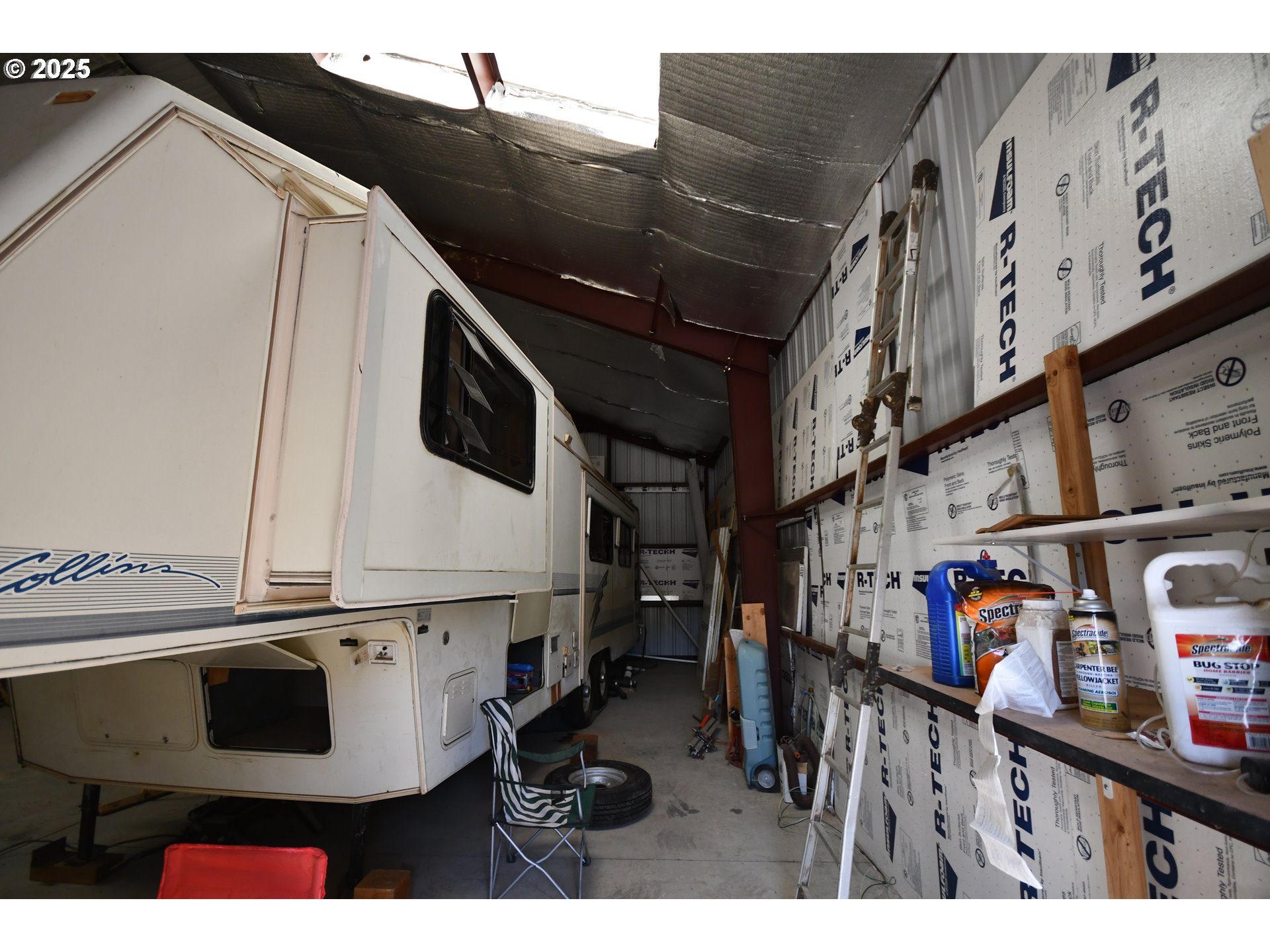 main property photo 23