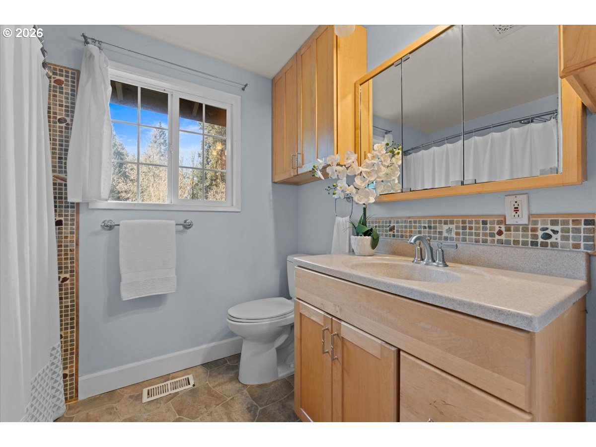 property viewer photo 11