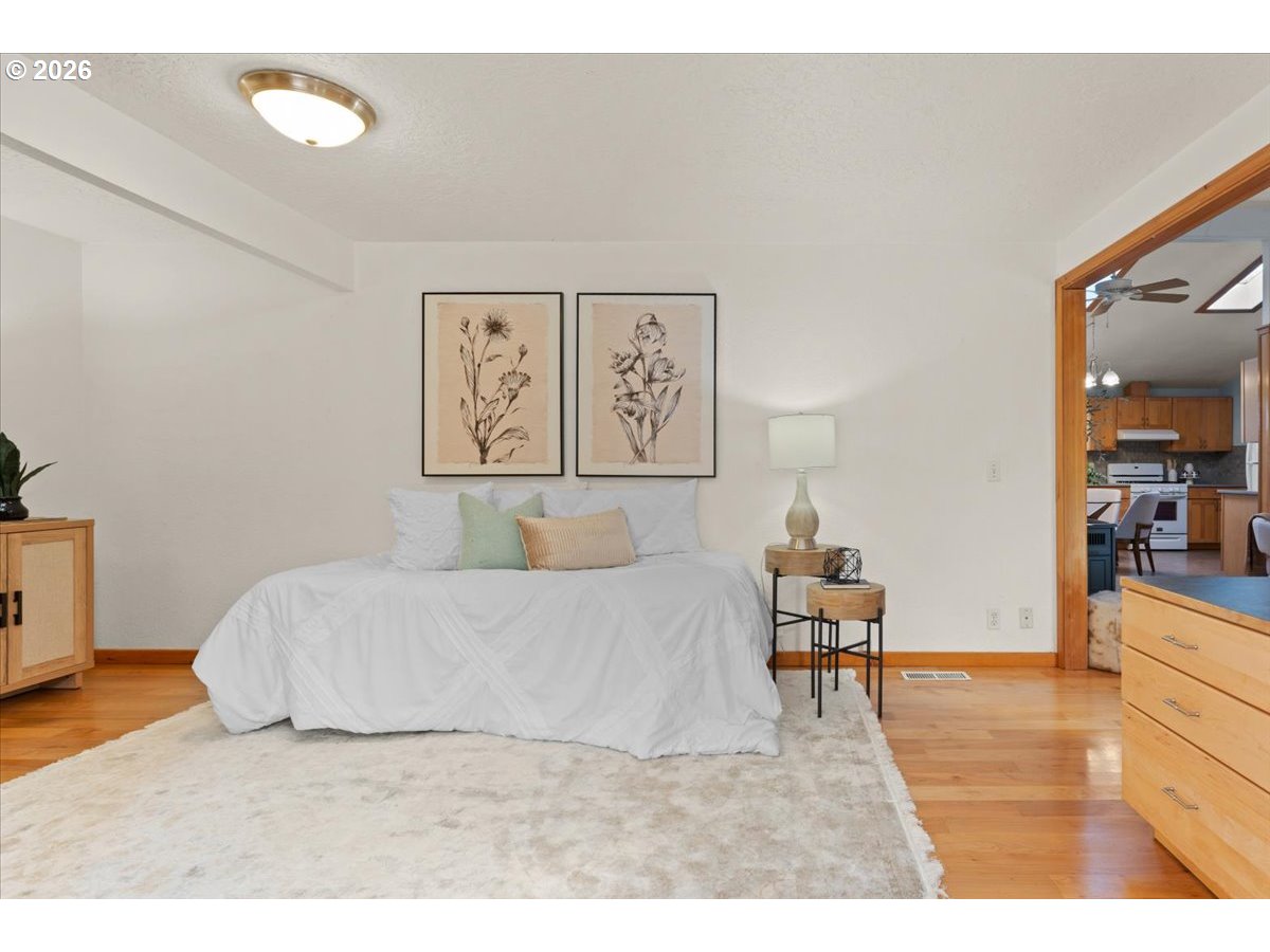 property viewer photo 14