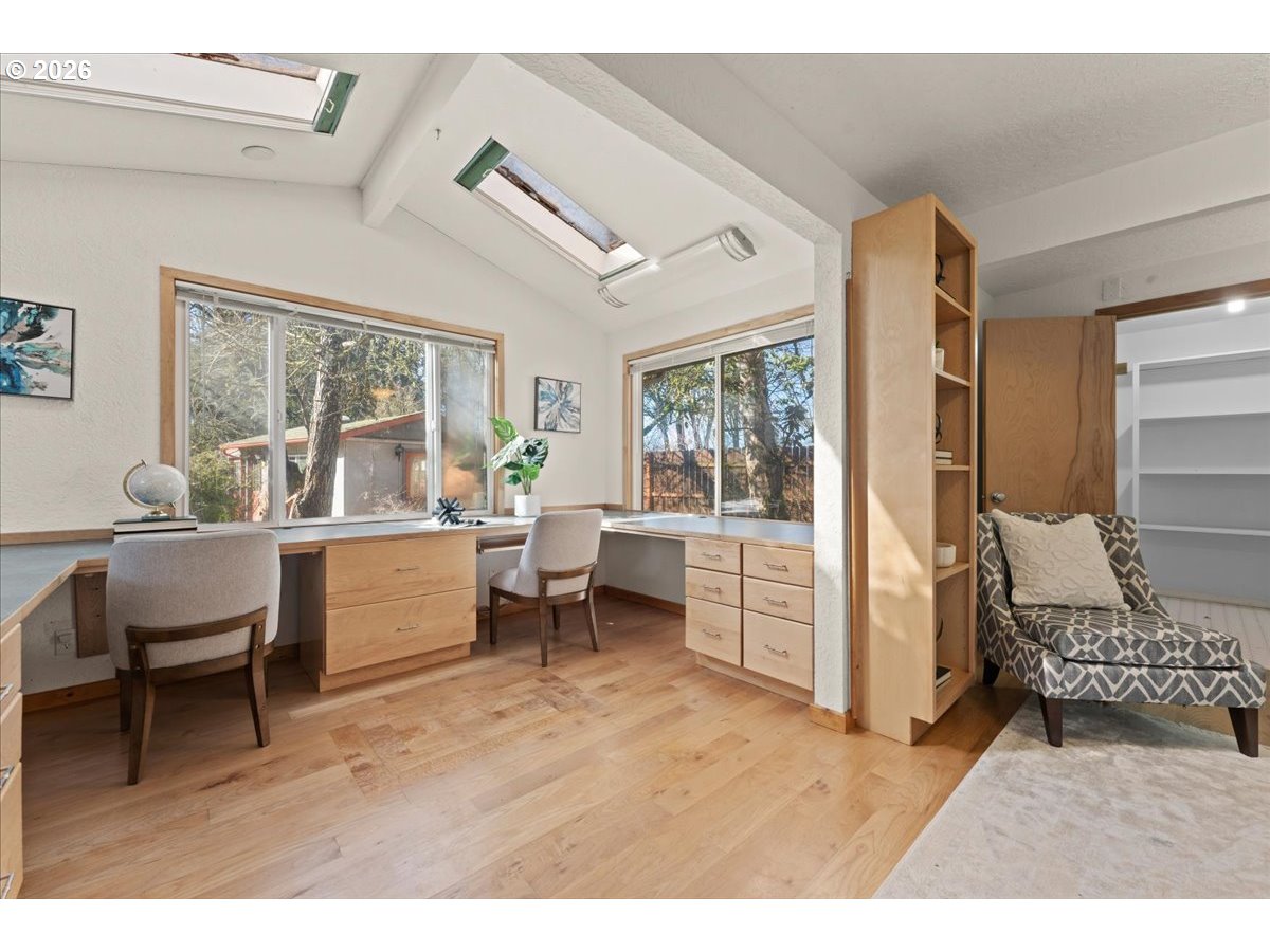 property viewer photo 17