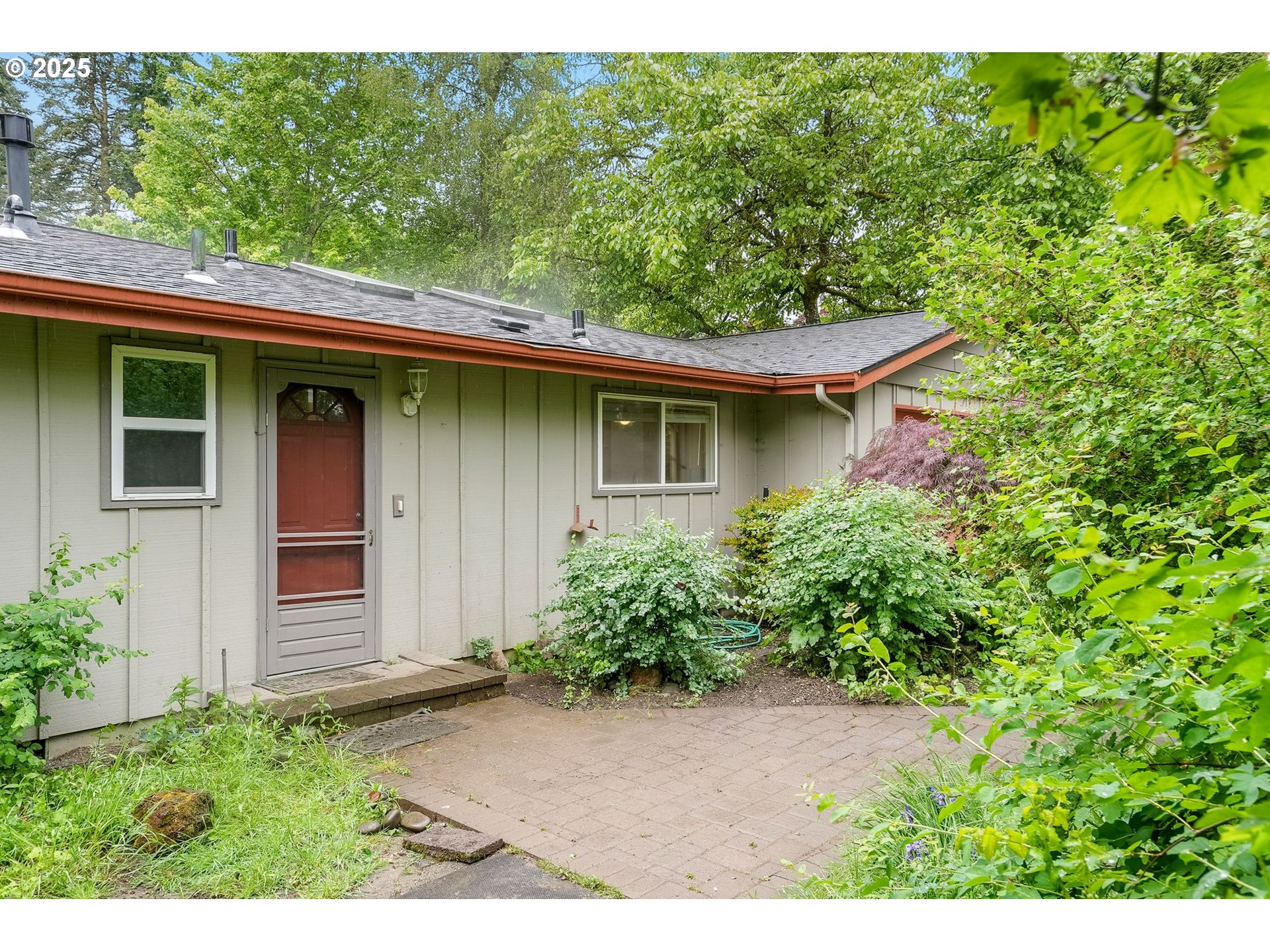 property viewer photo 26