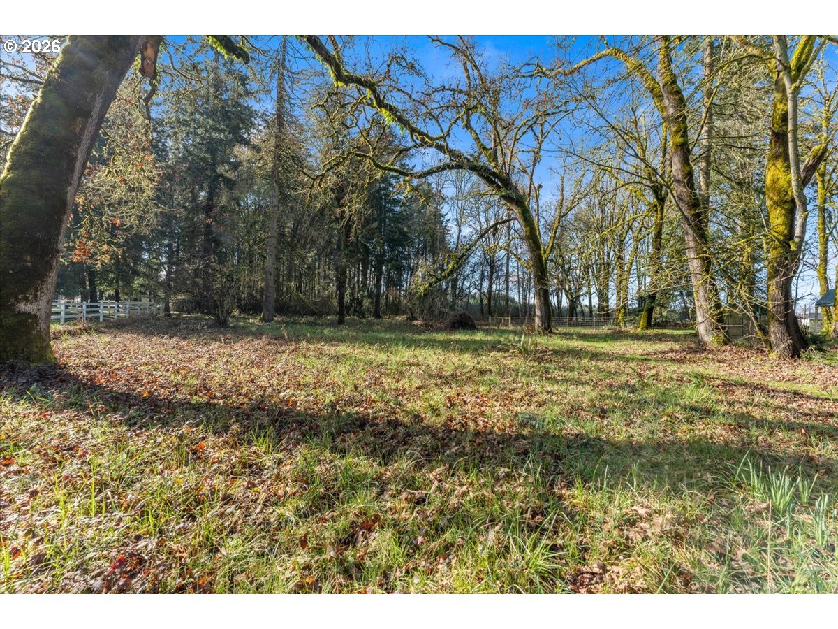 property viewer photo 33
