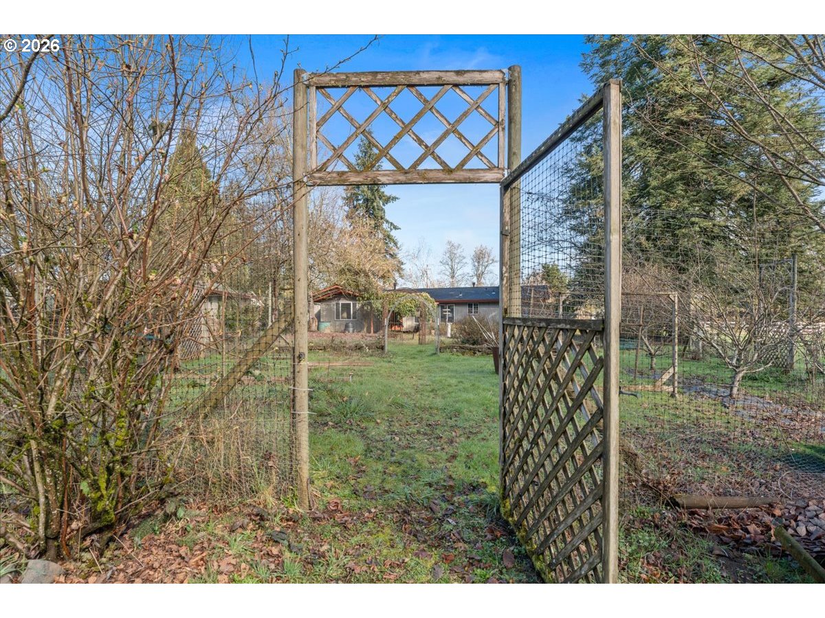 property viewer photo 37