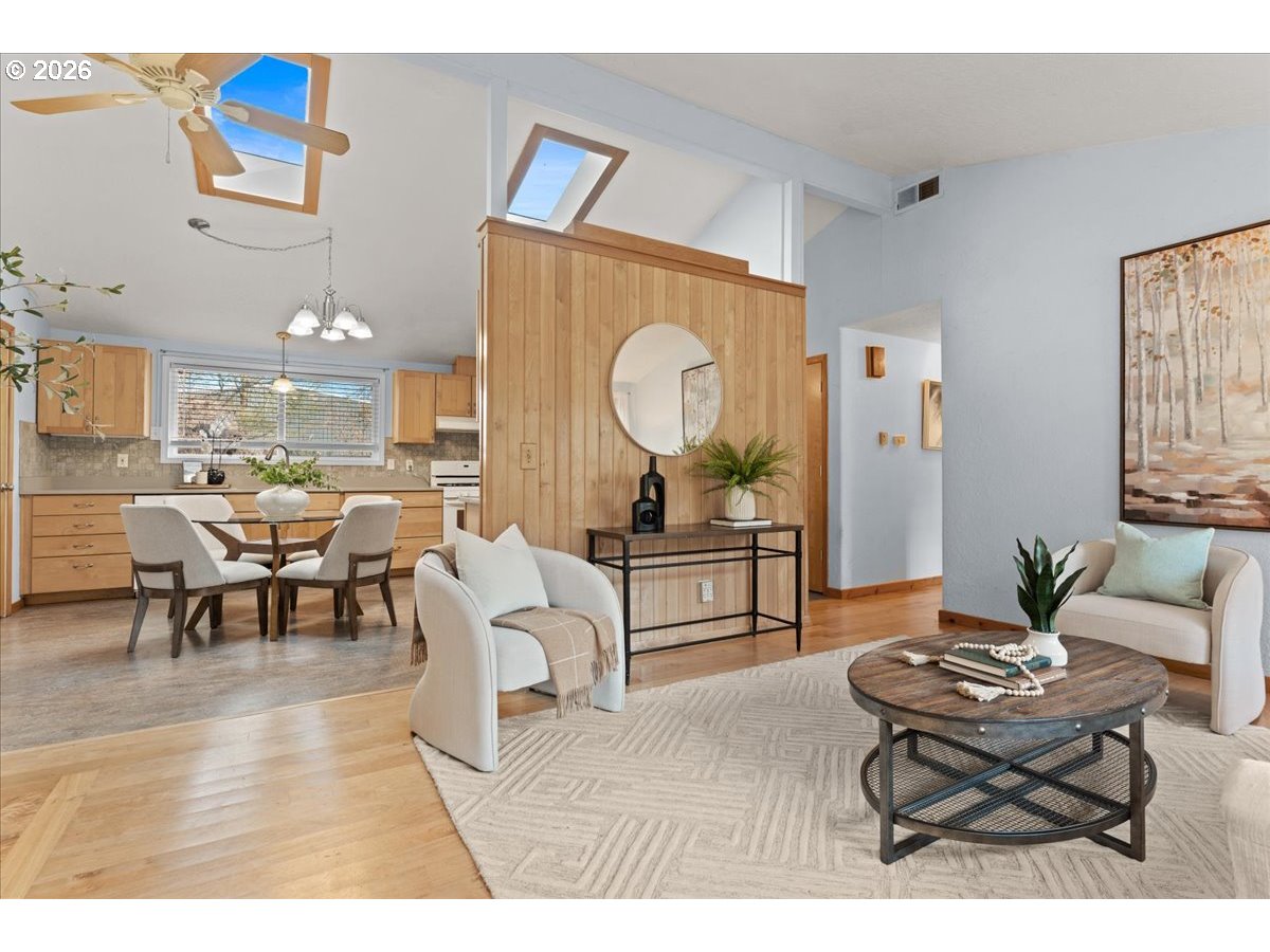 property viewer photo 5