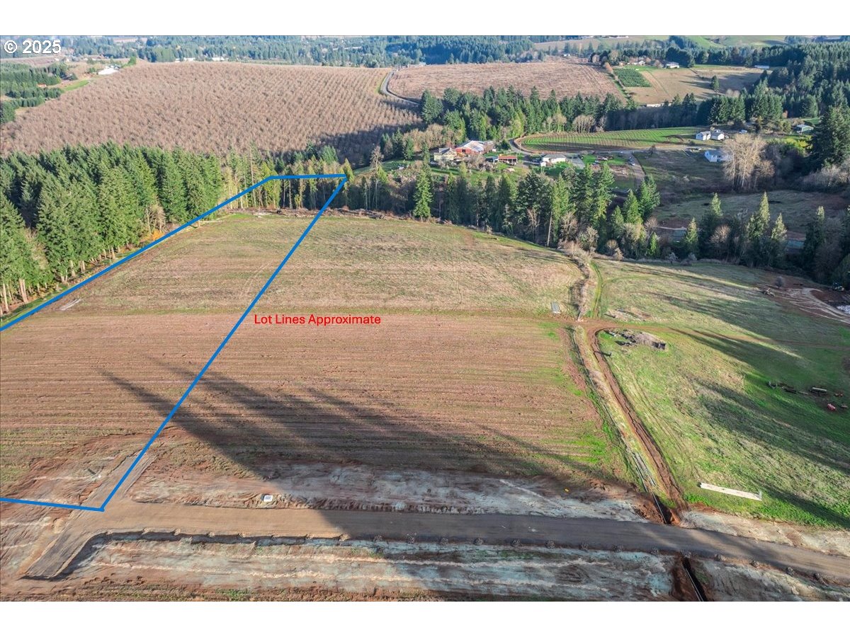 main property photo 9