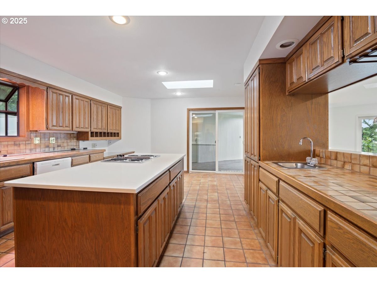 property viewer photo 10