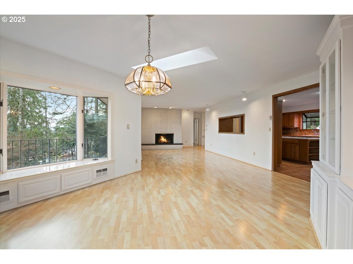 property viewer photo 14