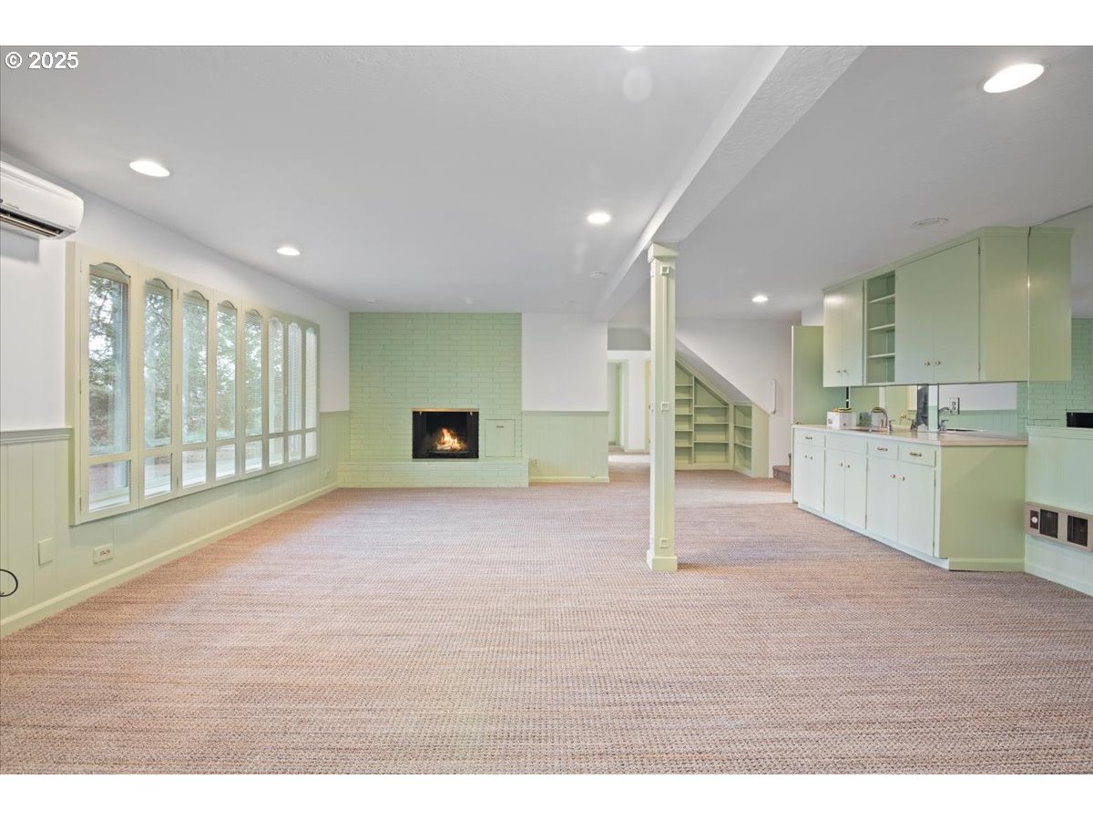 property viewer photo 24