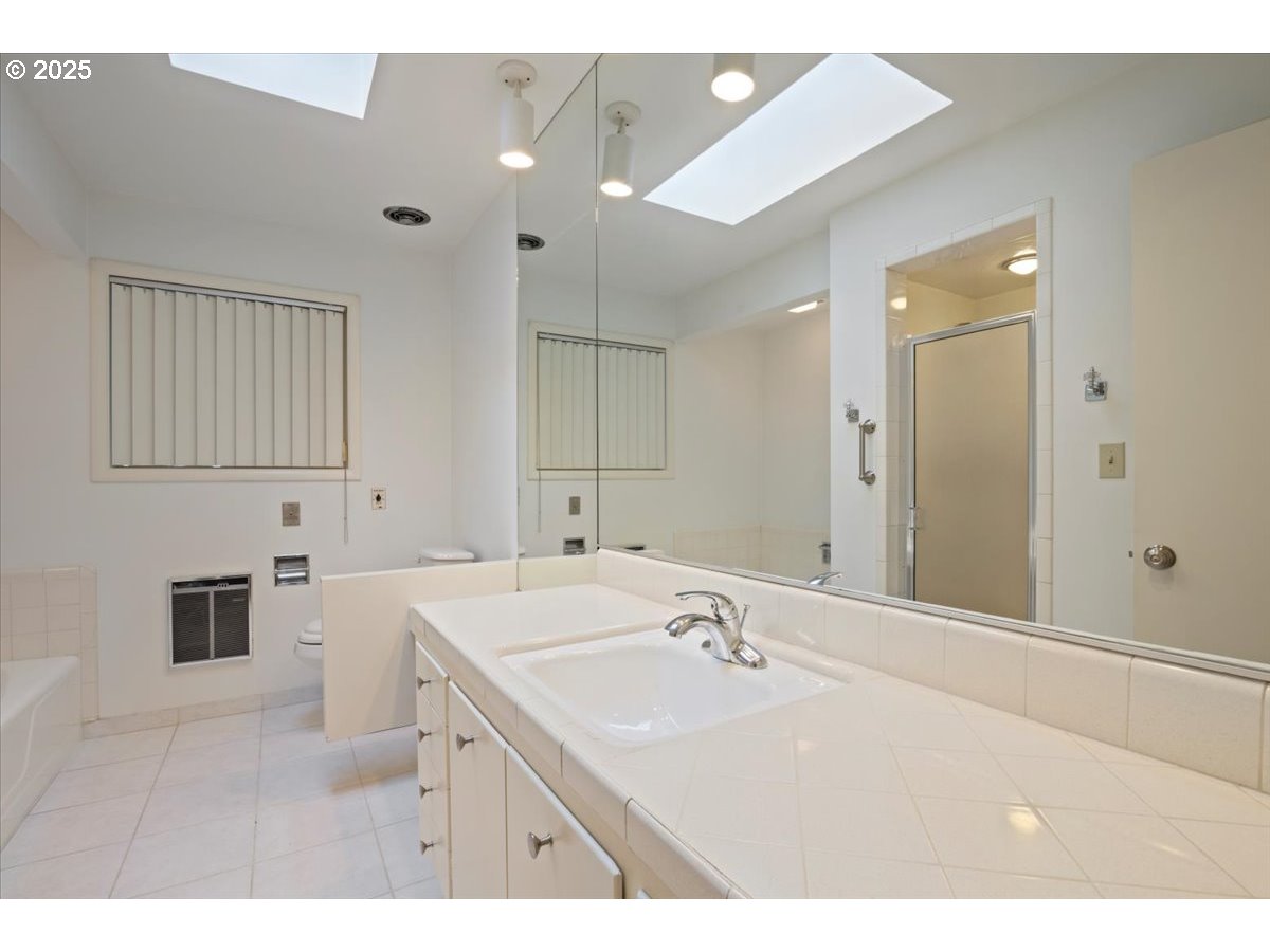 property viewer photo 27